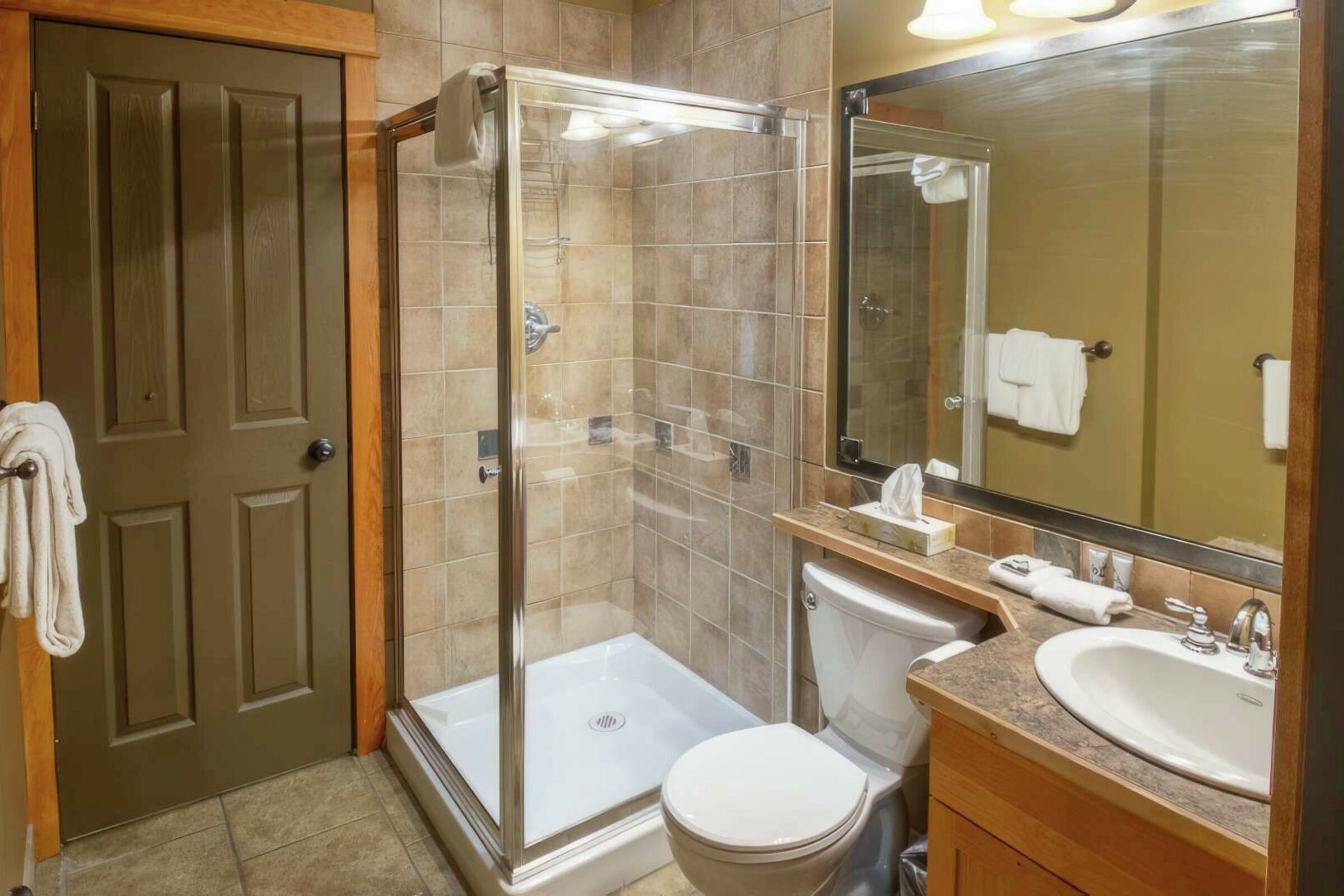 633A - Ensuite Bathroom