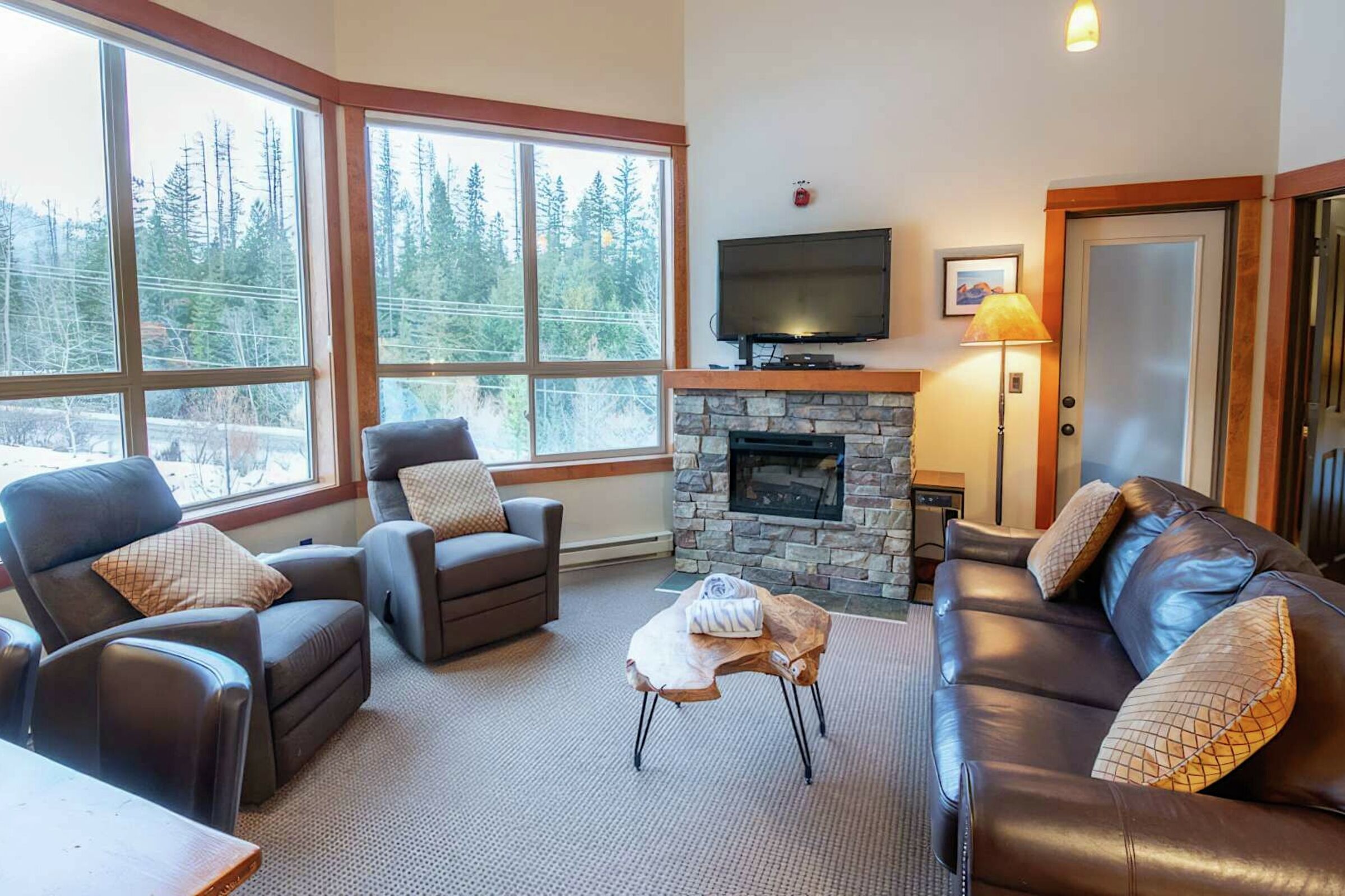 647A - Living Room