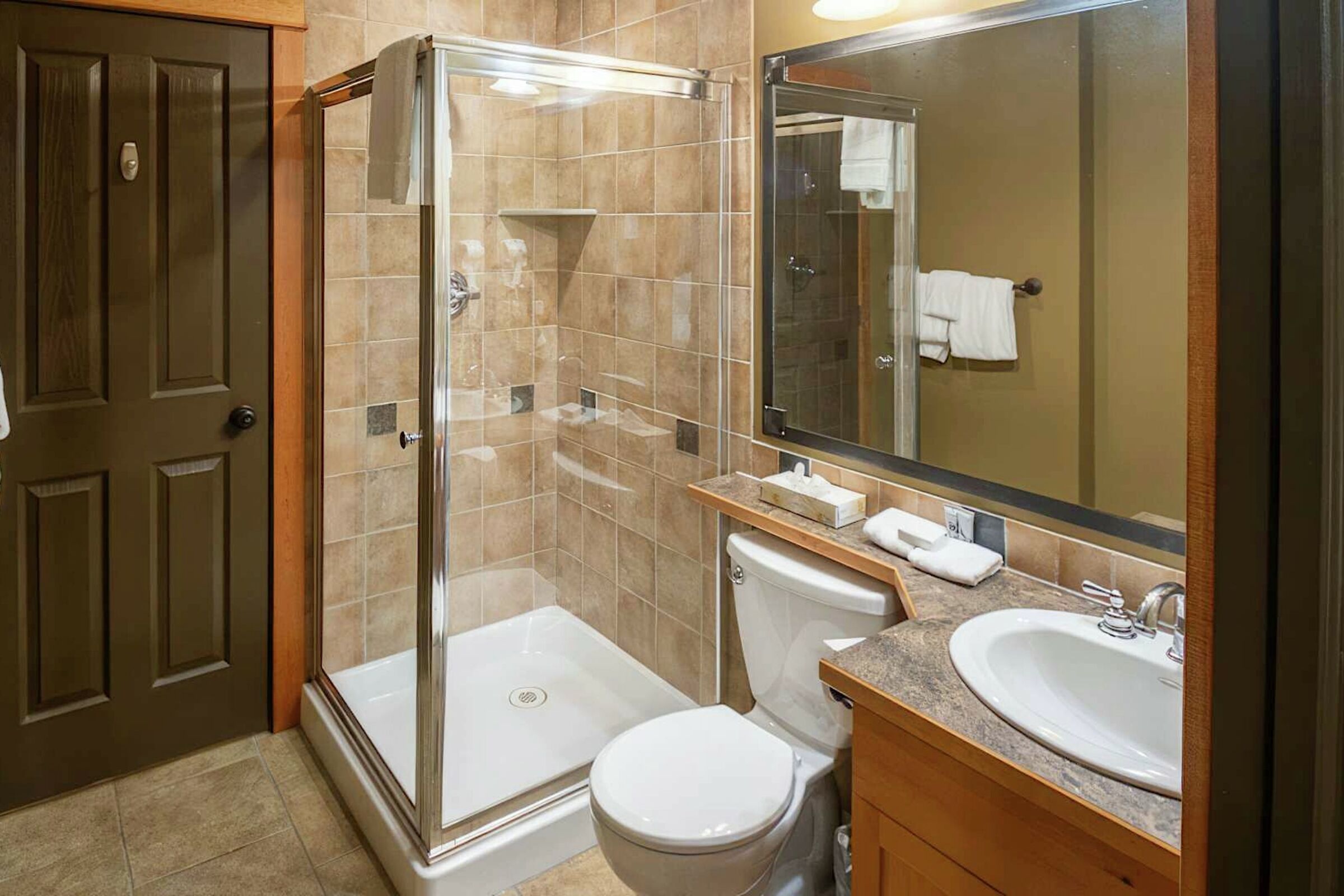 628A - Master Ensuite Bathroom