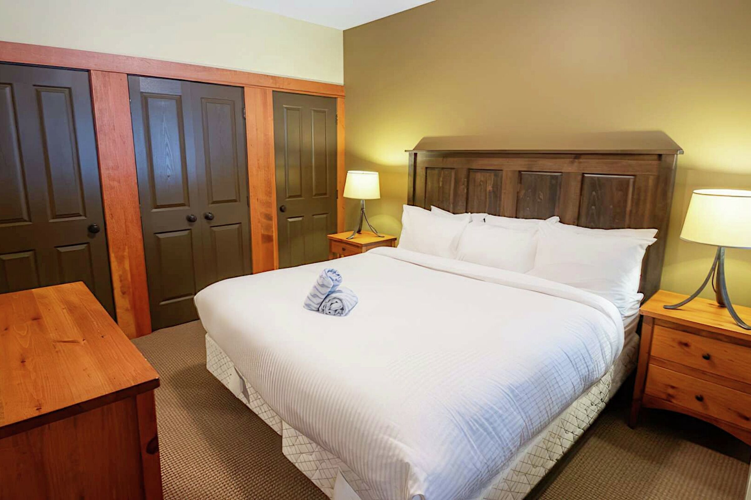 616A - Master Bedroom