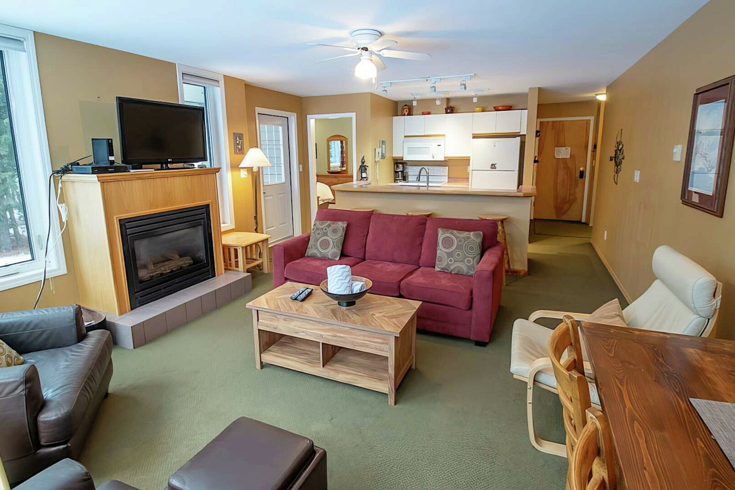 227 - Living Room