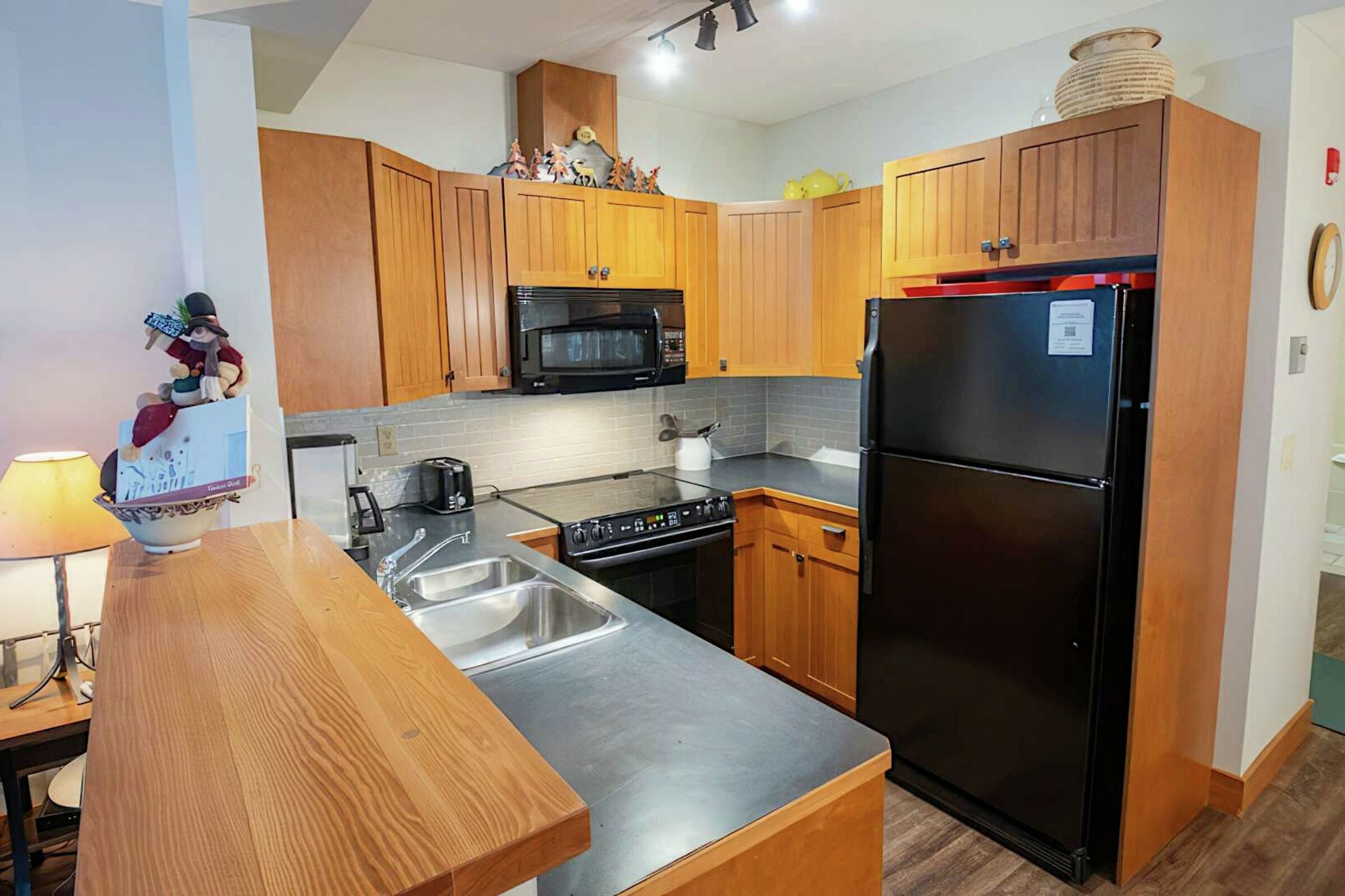 417 - Kitchen