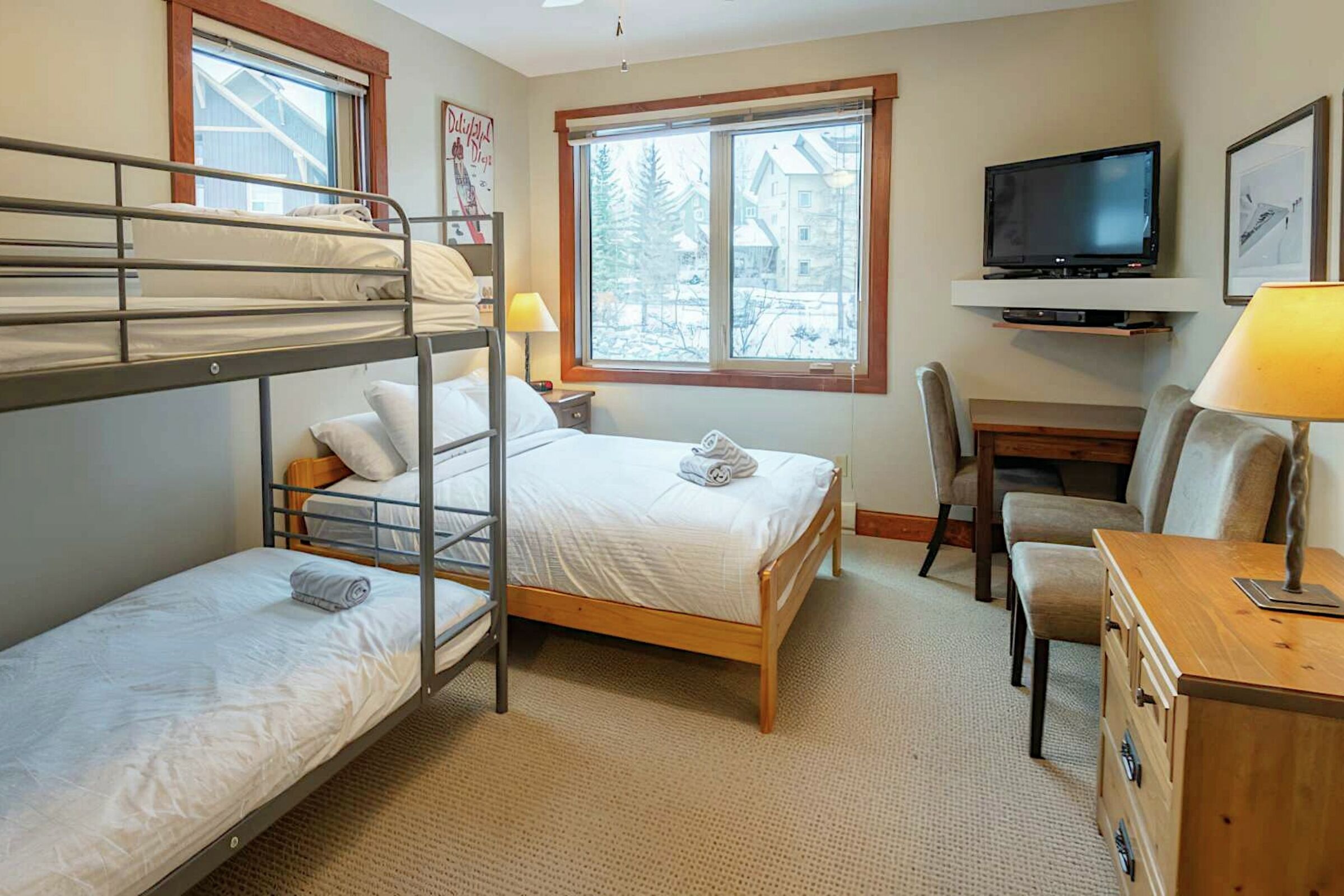 531 - Bedroom