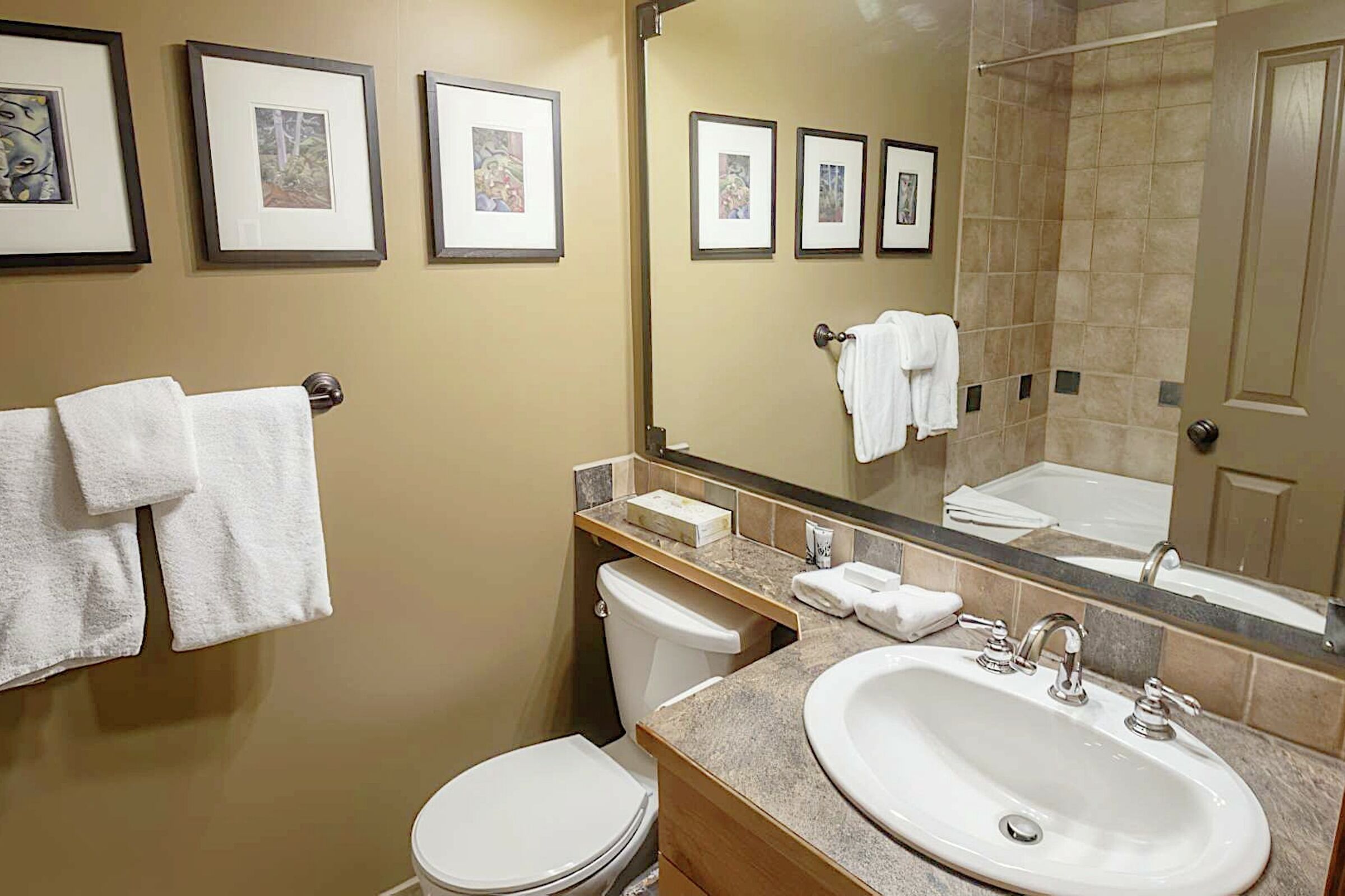 612 - Bathroom
