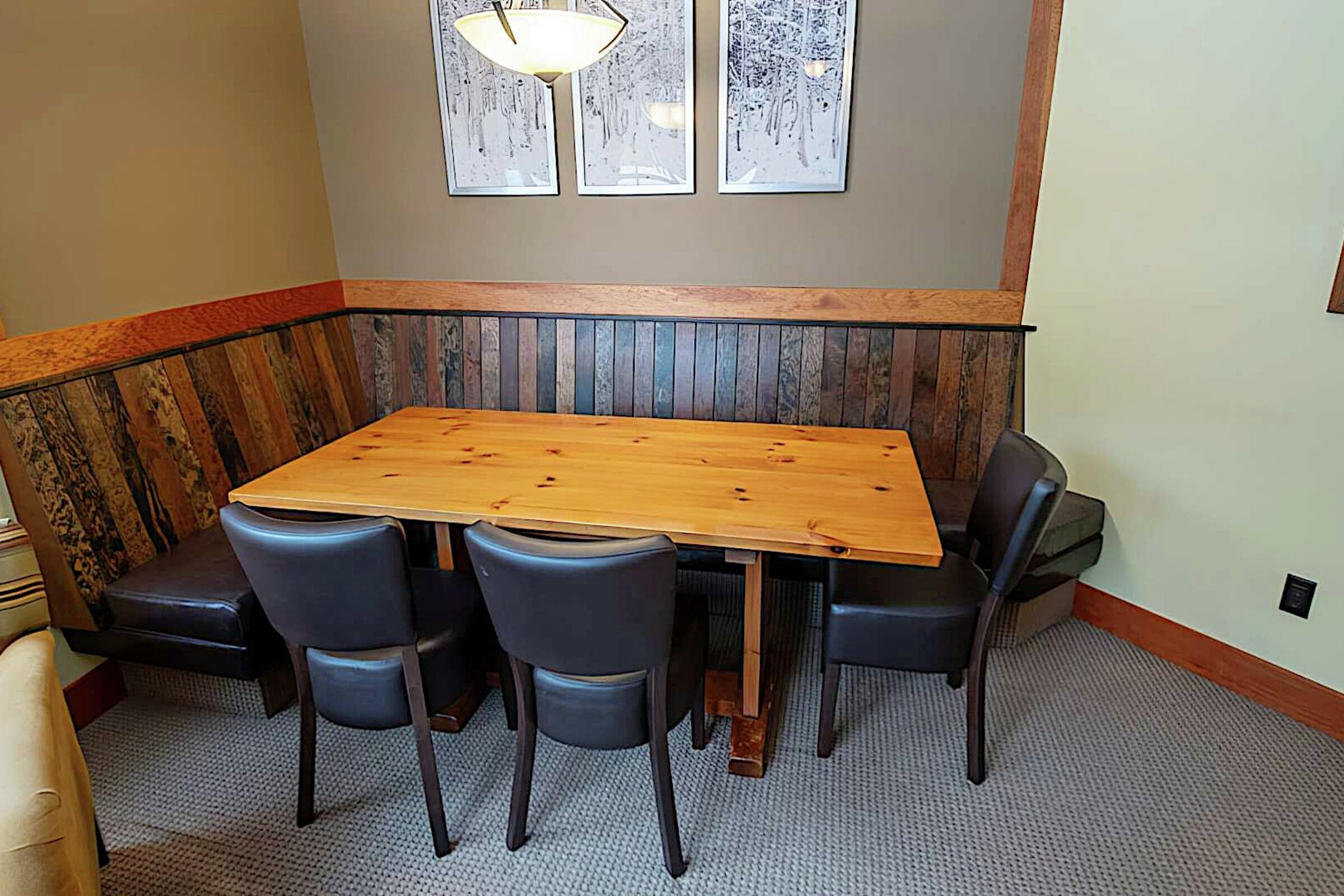 618 - Dining Room