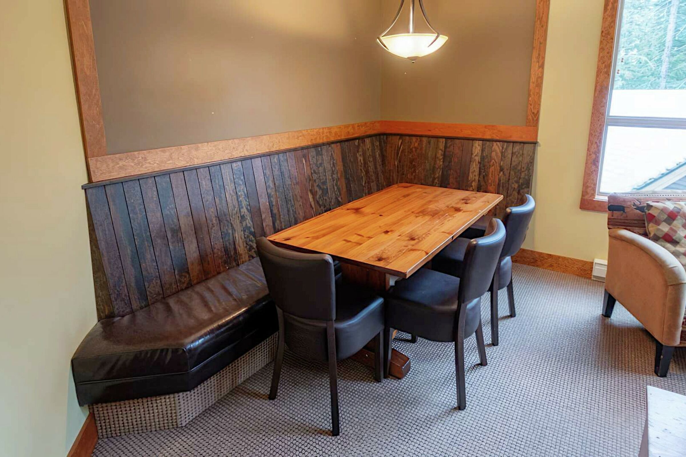 622 - Dining Room