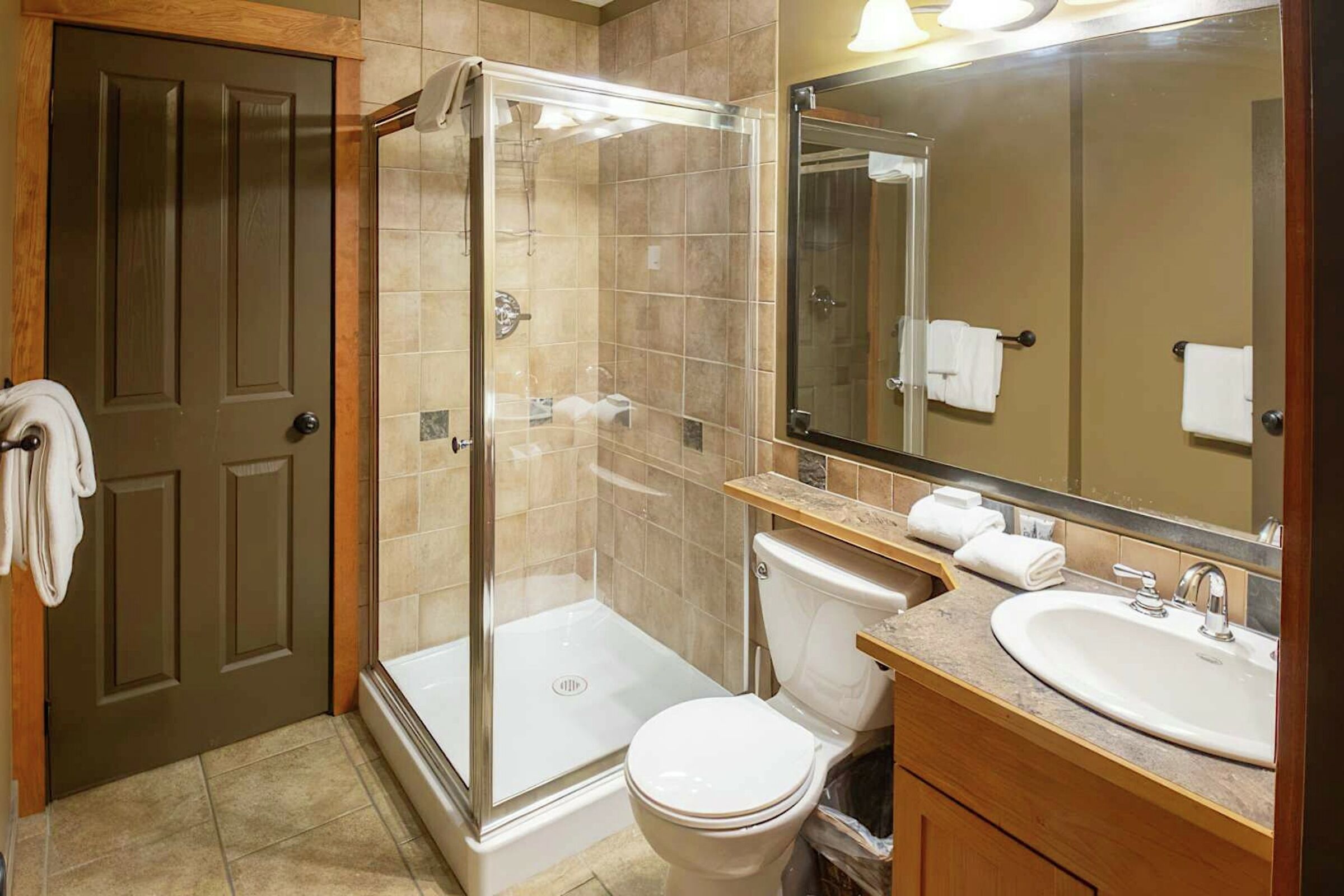 623 - Master Ensuite Bathroom