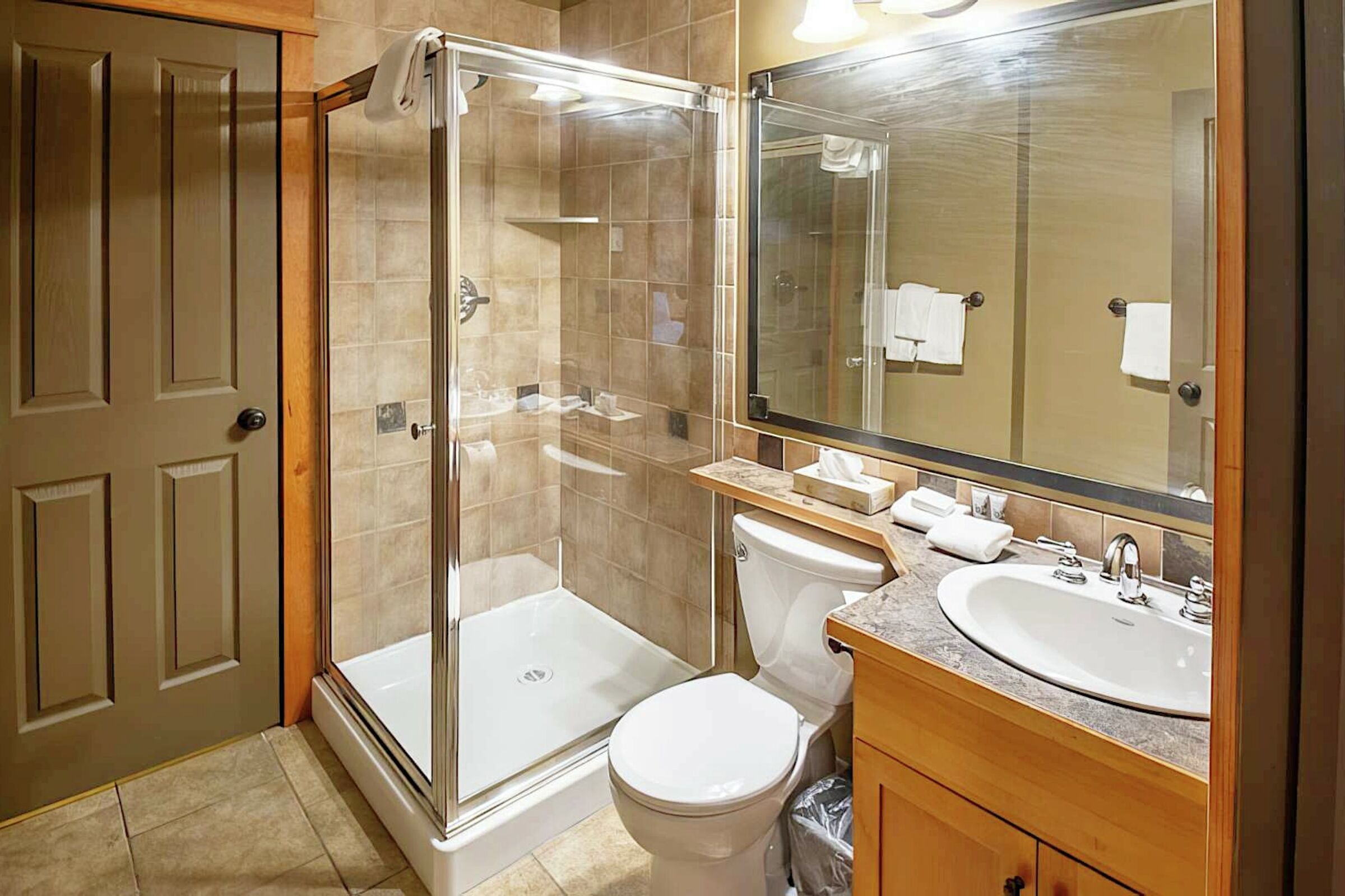 626 - Master Ensuite Bathroom