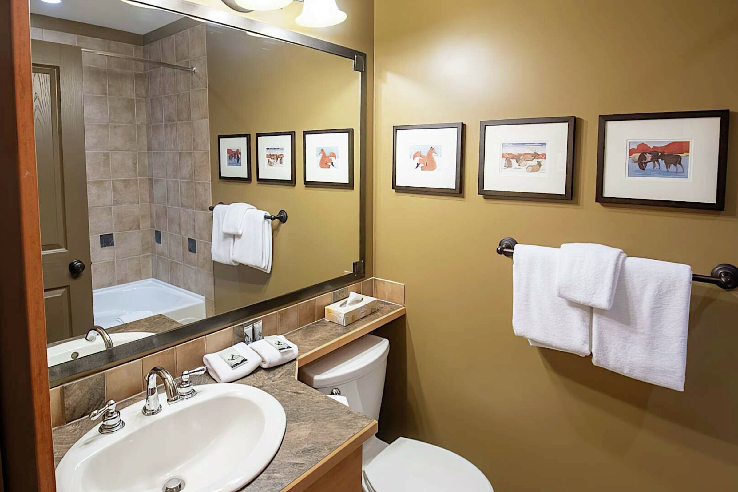 633 - Bathroom