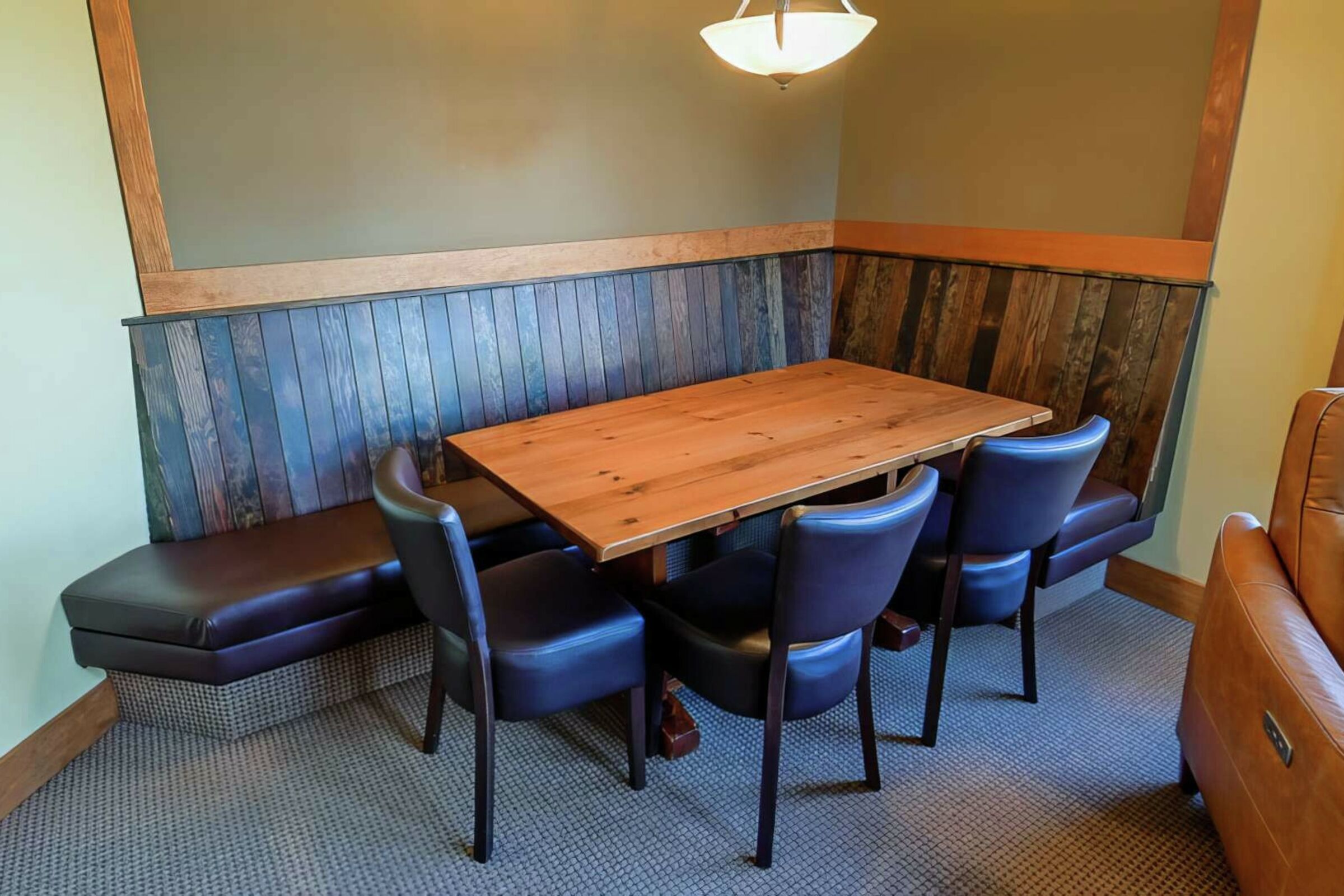 640 - Dining Room