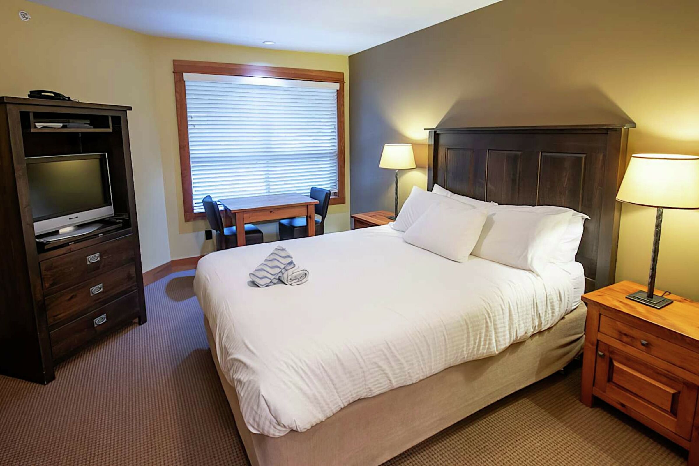 641 - Bedroom