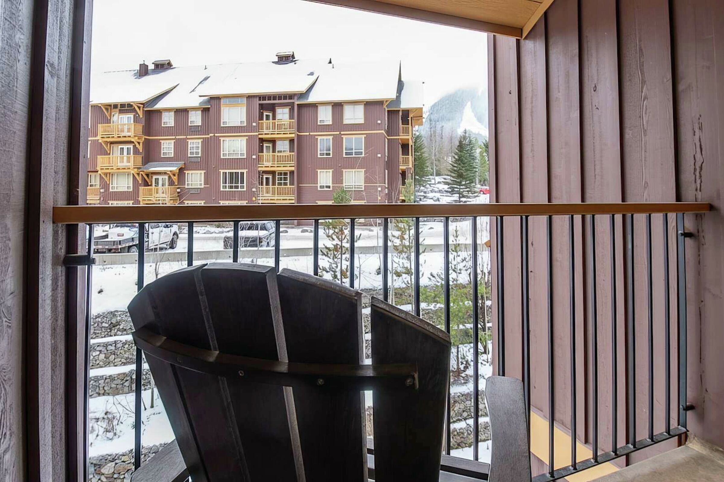 641 - Balcony
