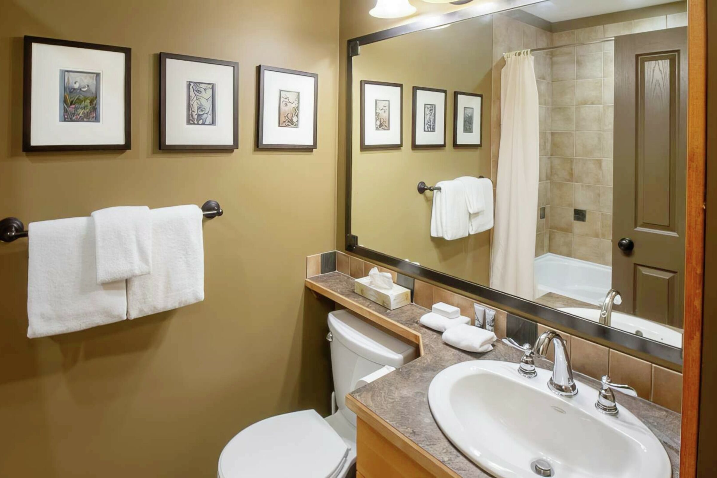 642 - Bathroom