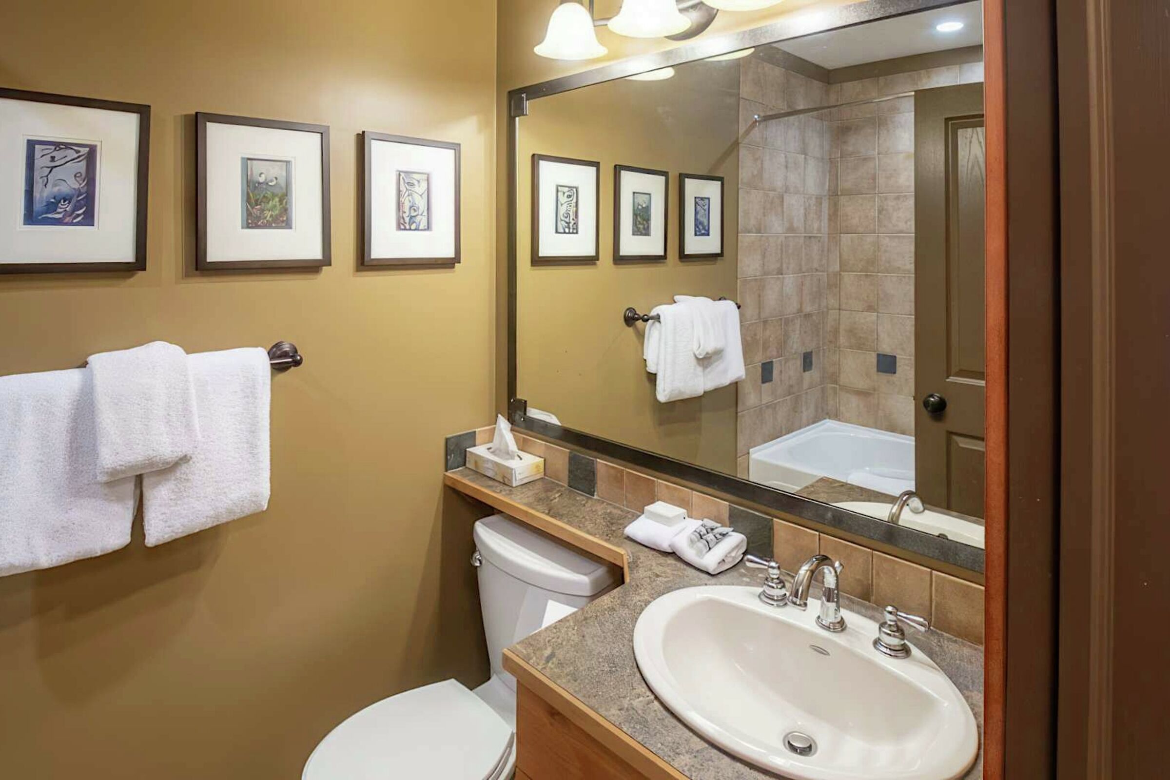 645 - Bathroom