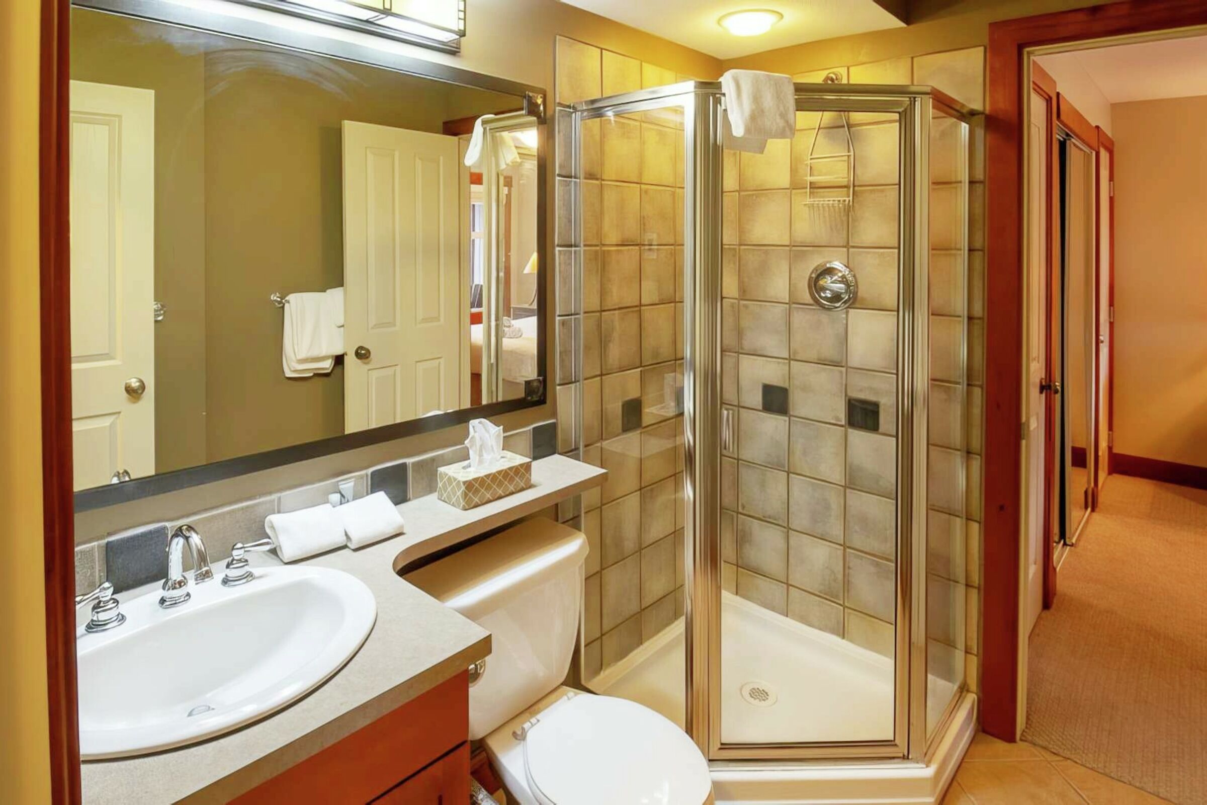542 - Ensuite Bathroom