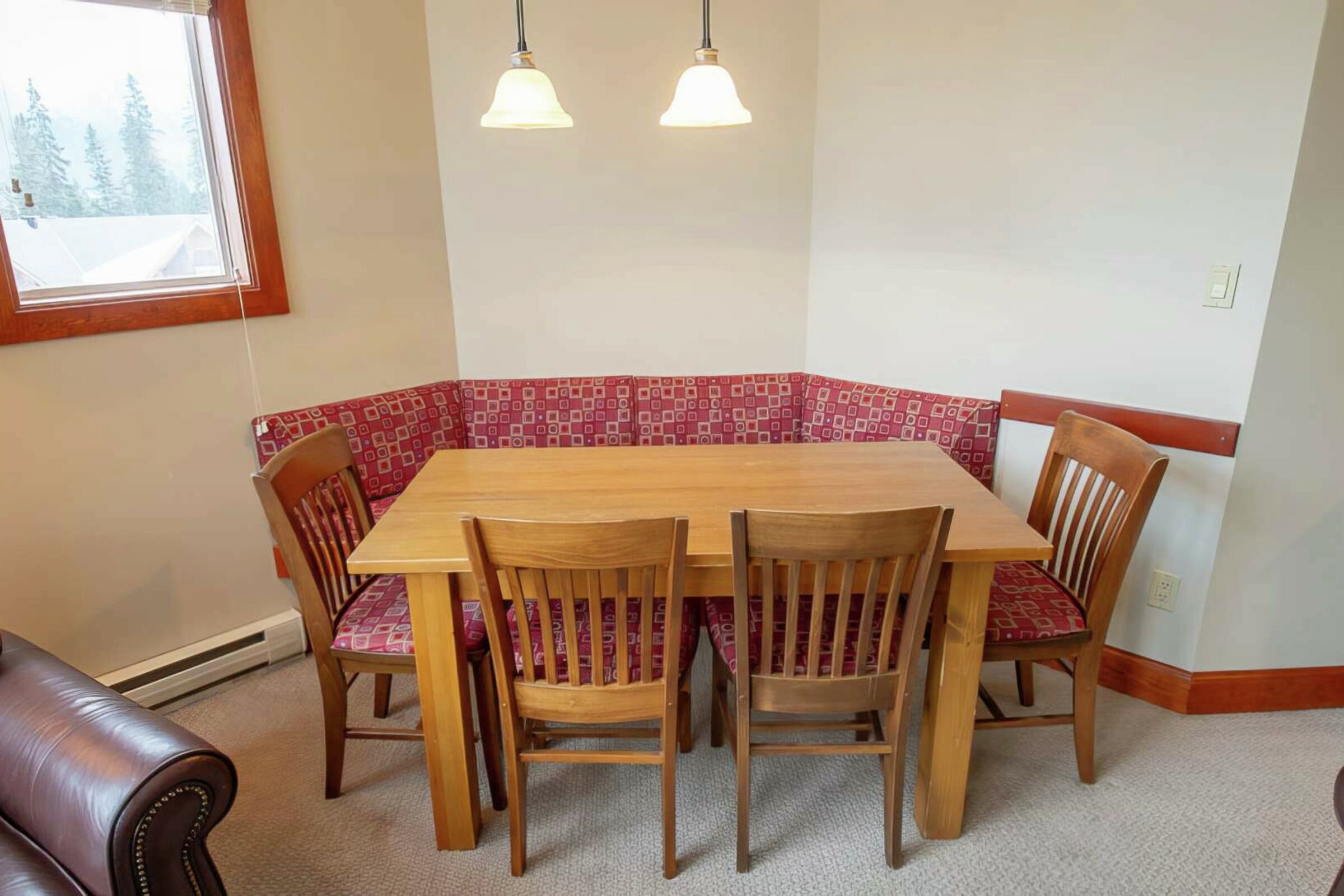 542 - Dining Room