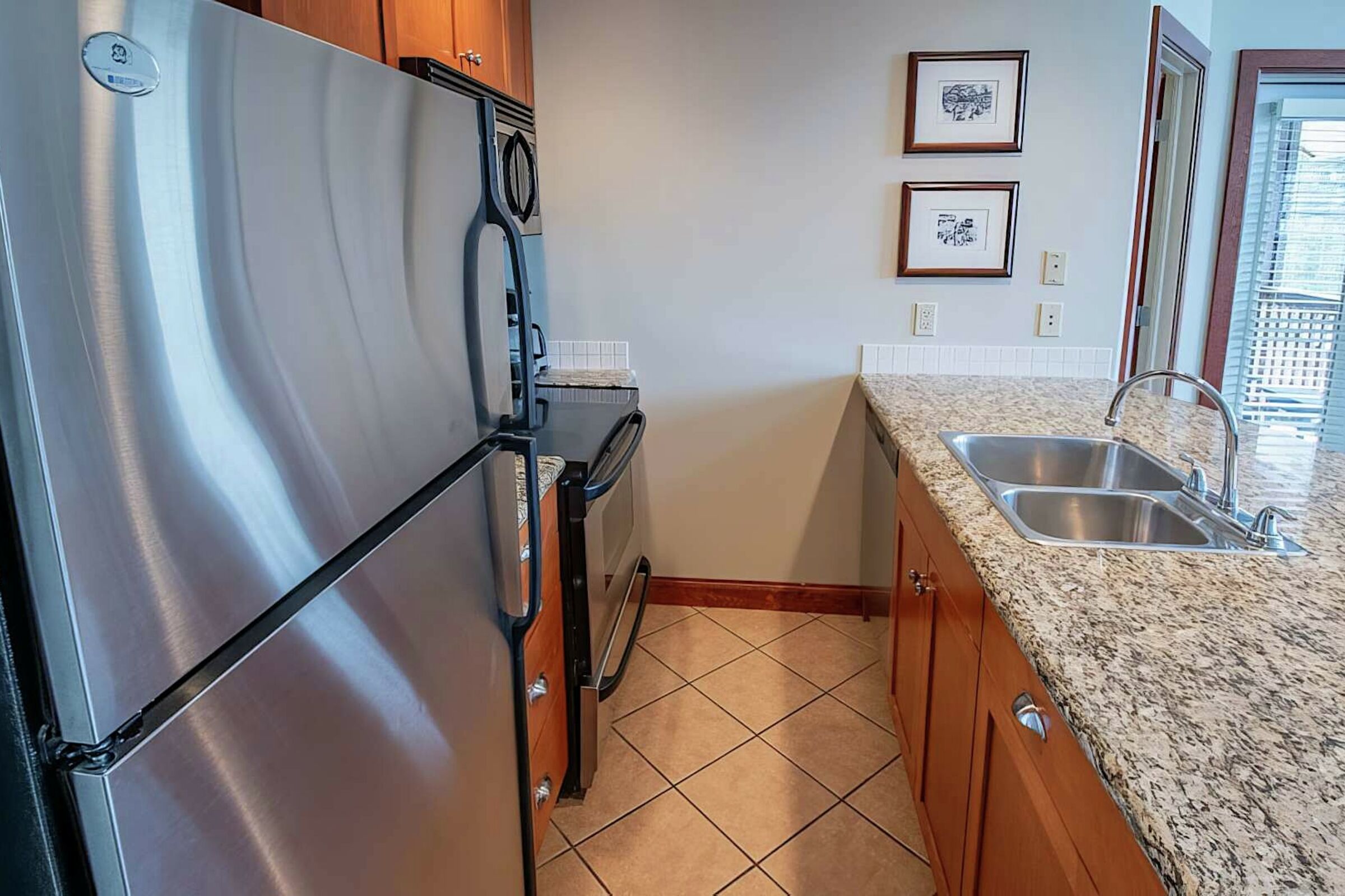 544 - Kitchen