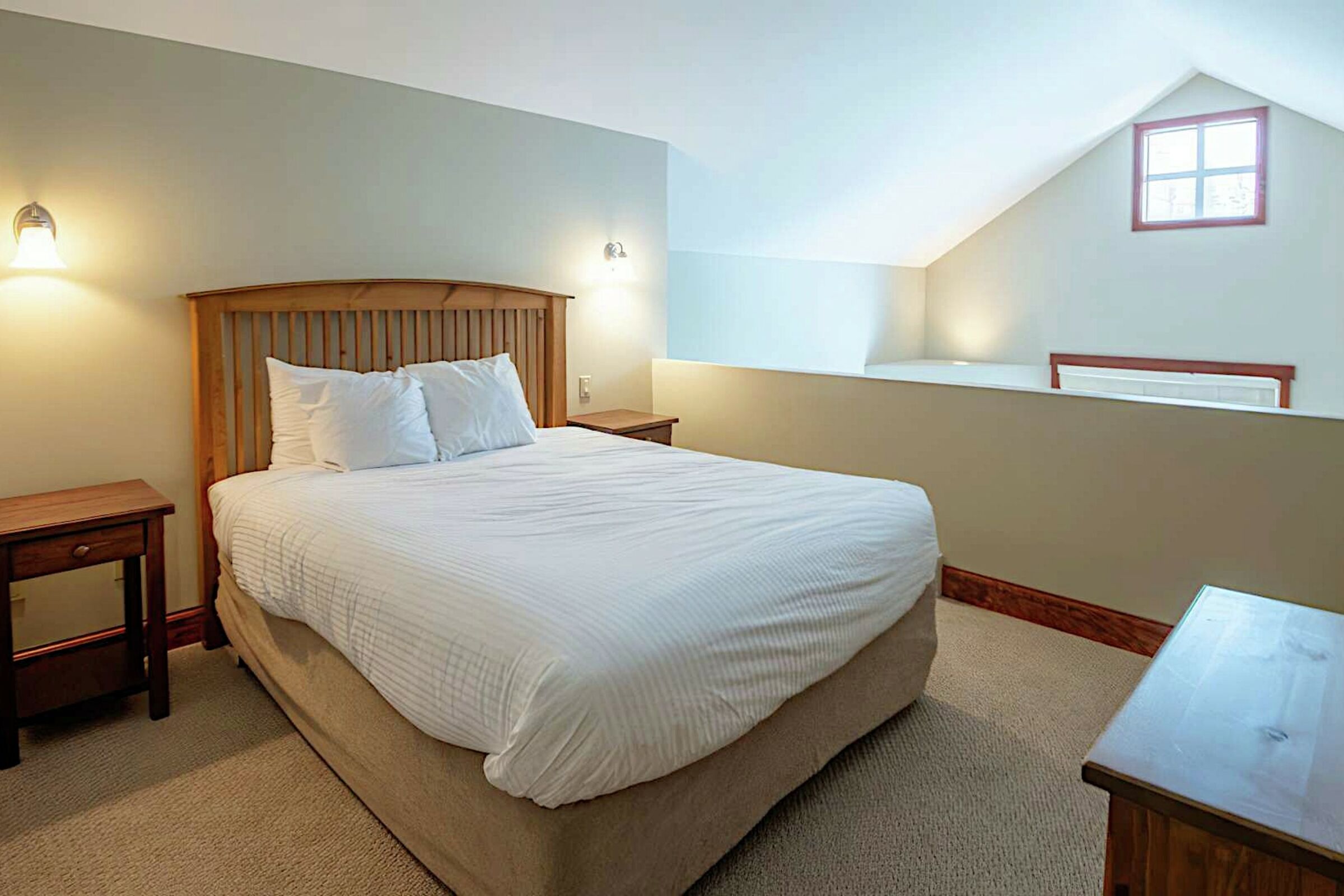 544 - Loft Bedroom
