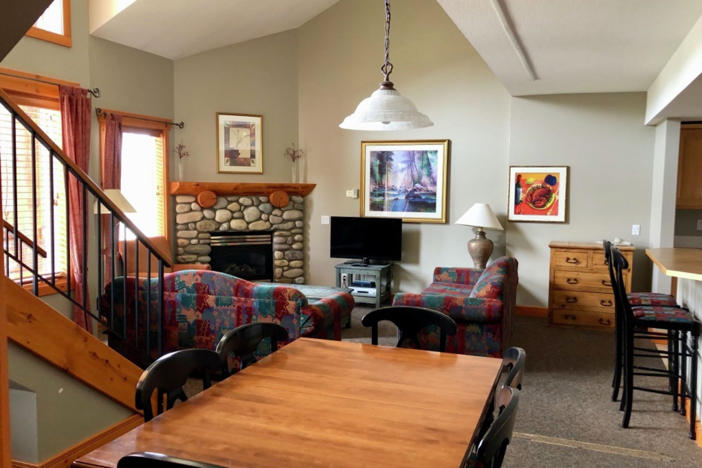 One Bedroom Living Room & Dining Room