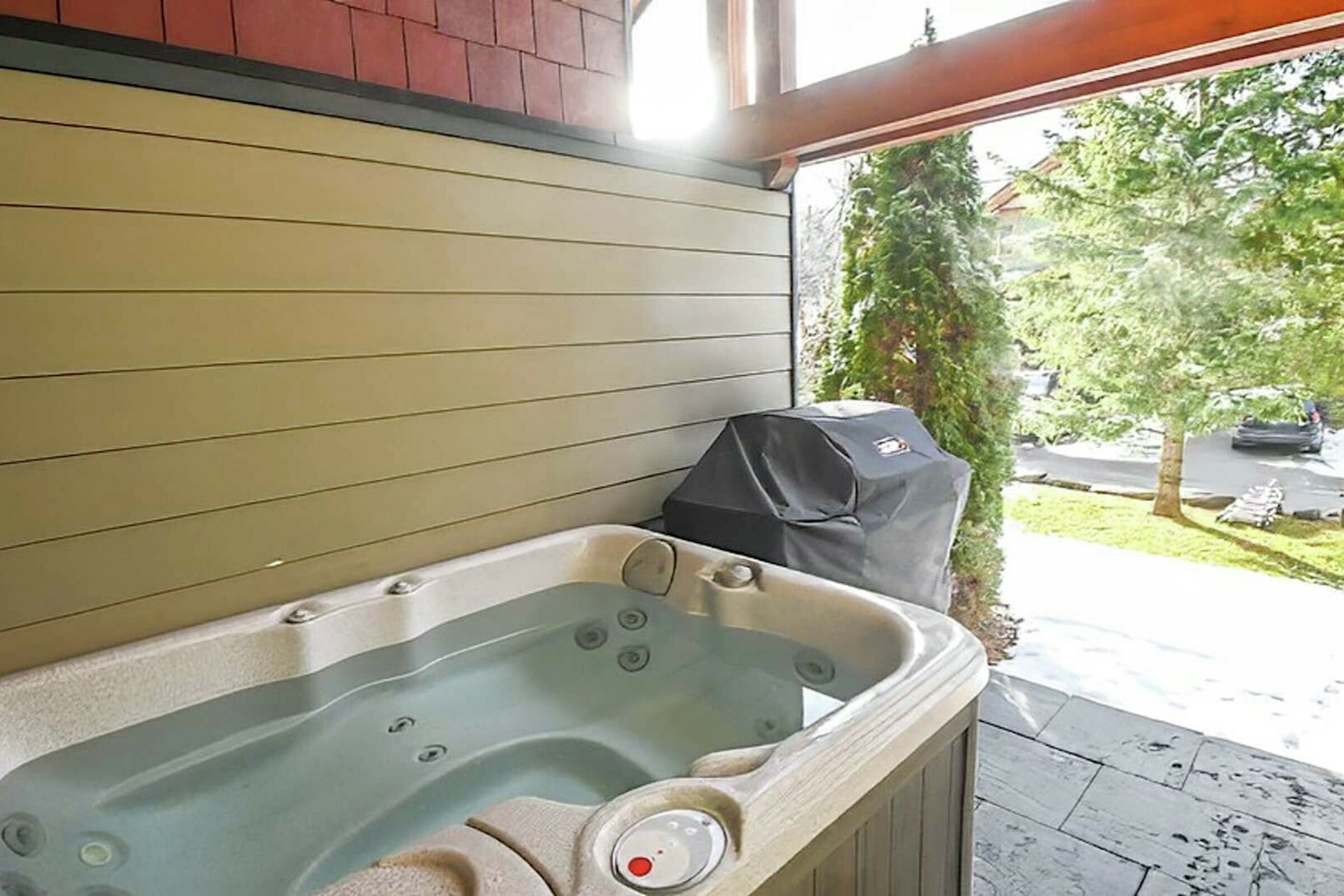 Bear #43-104 - Deck with Hot Tub
