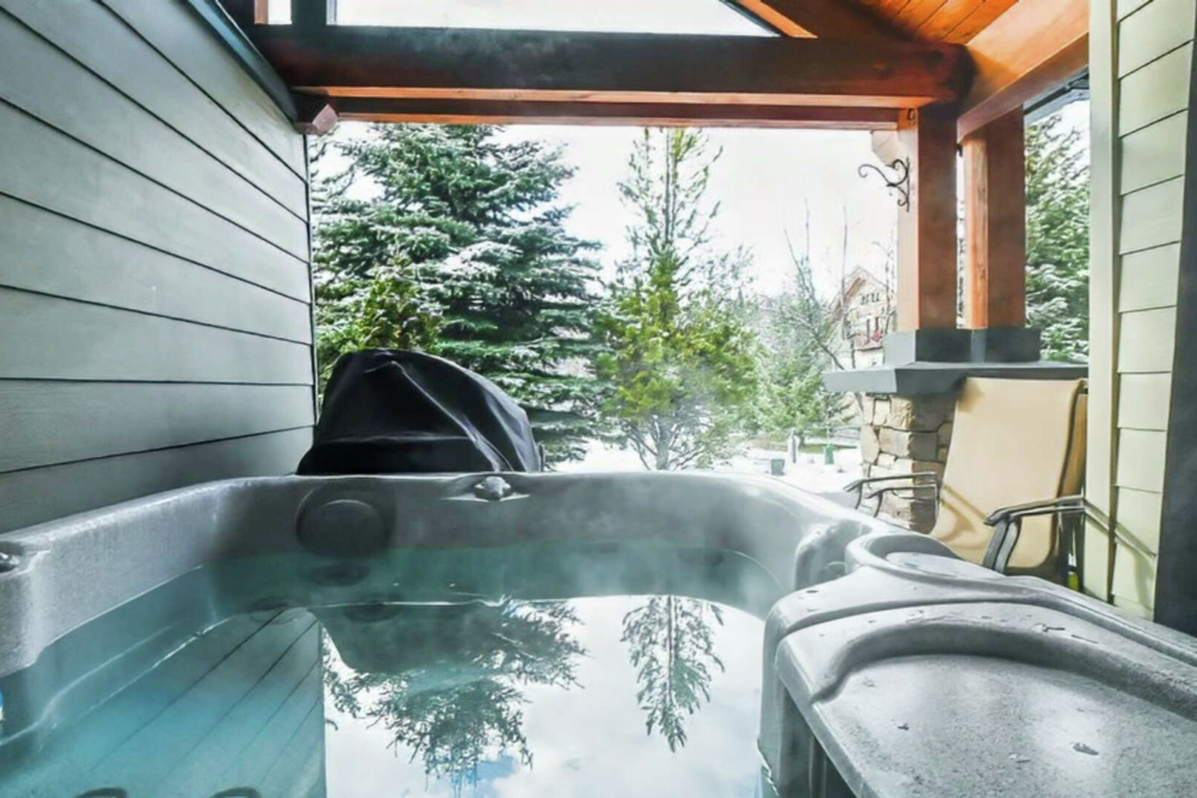 Bear #45-102 - Deck with Hot Tub