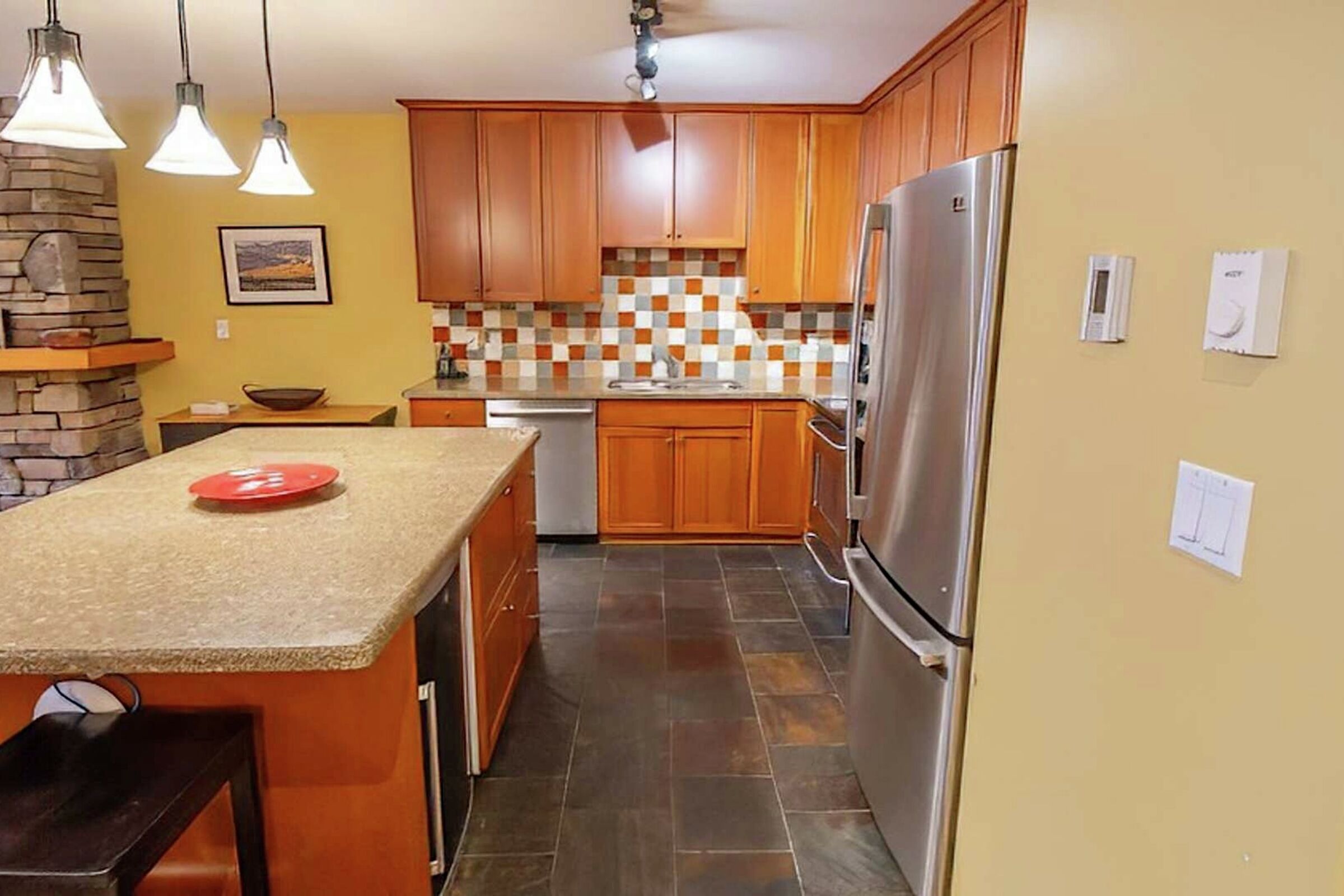 Bear #45-104 - Kitchen