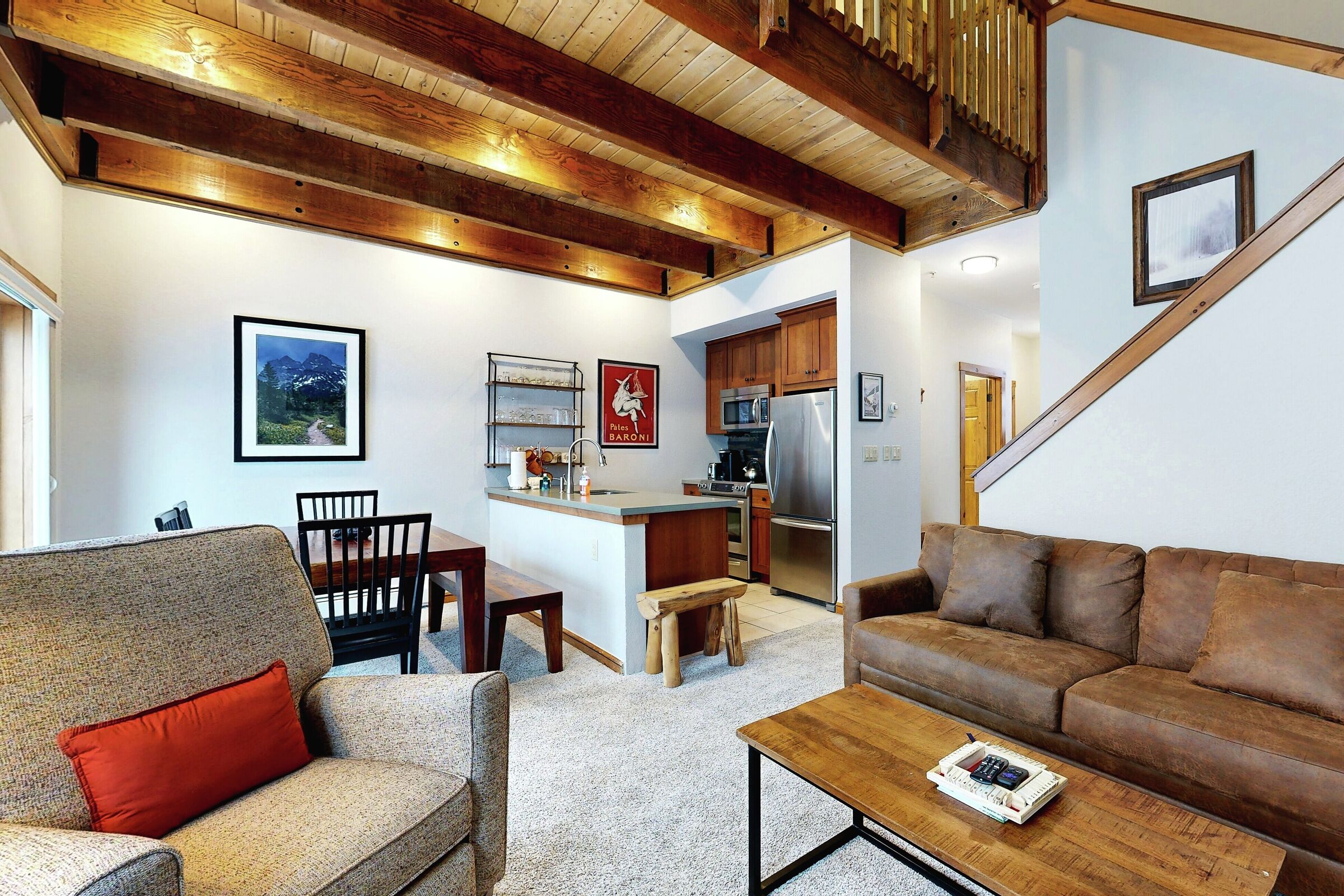 #1859 - Living Area