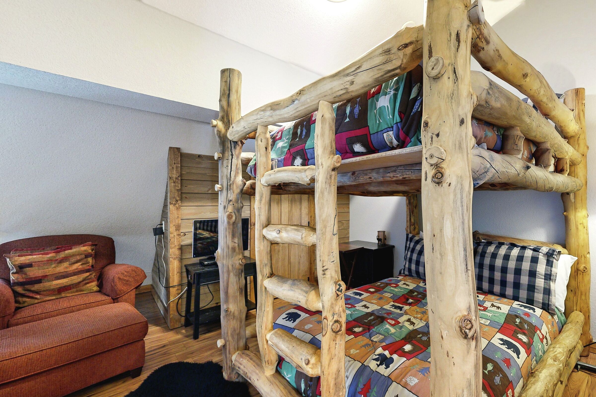 #1859 - Loft with Bunk Bed