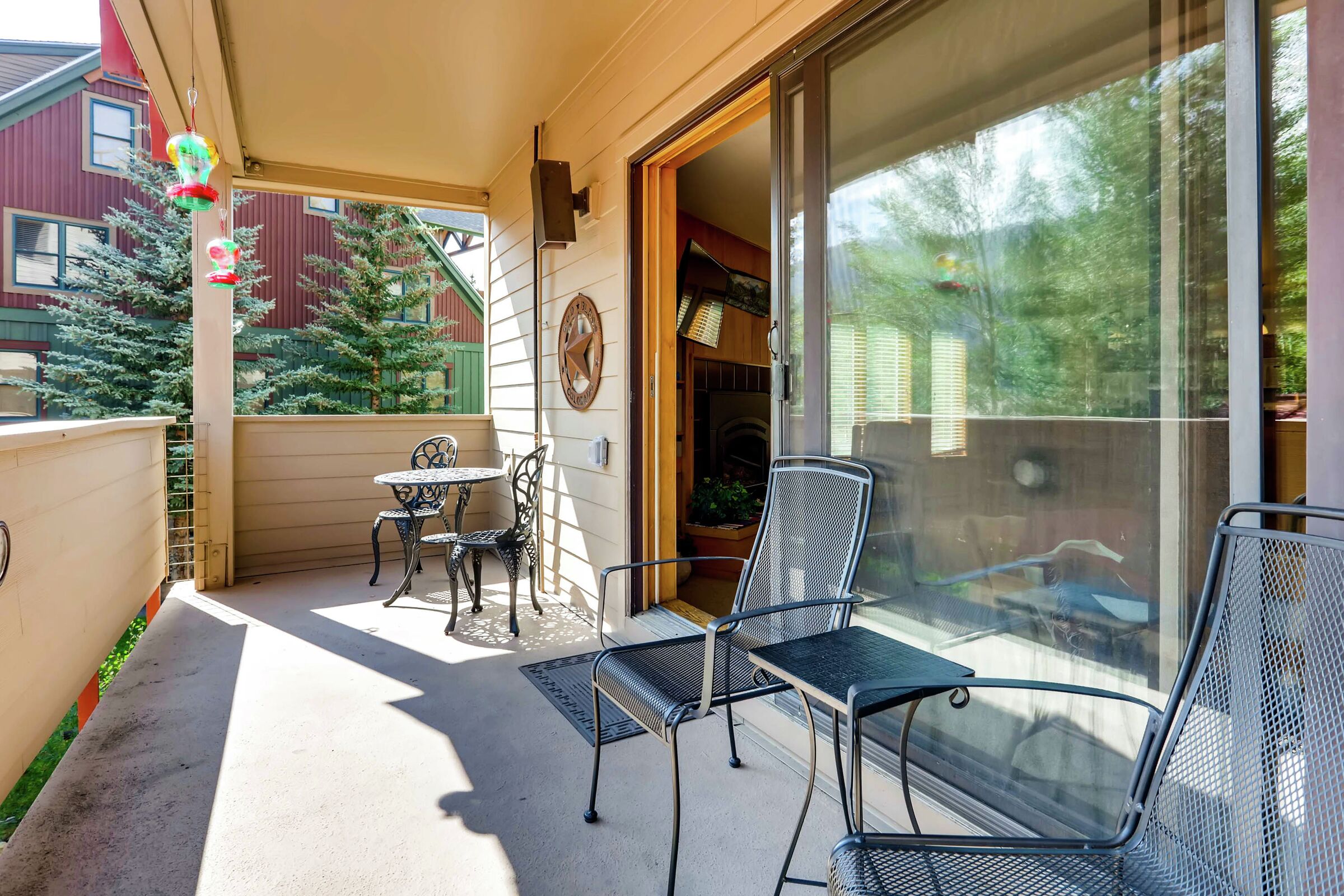 #108 - Balcony