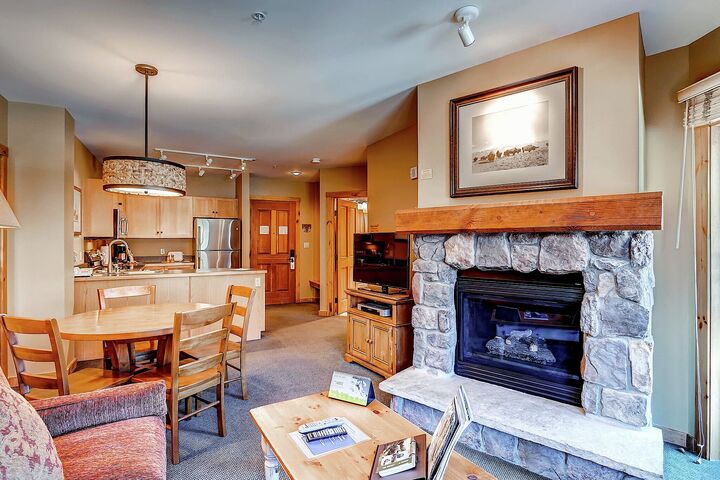 2 Bdrm - Living Area