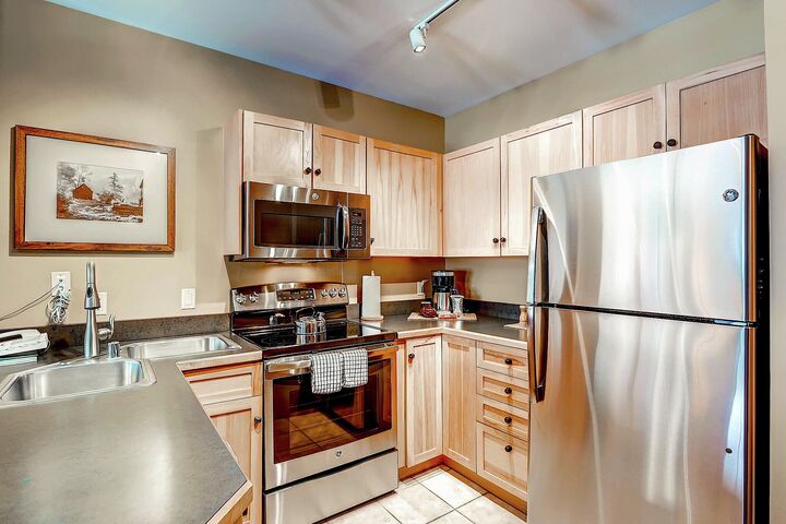 2 Bdrm - Kitchen