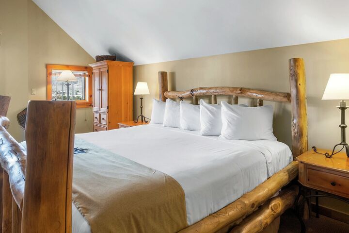 2 Bdrm + Murphy - Bedroom