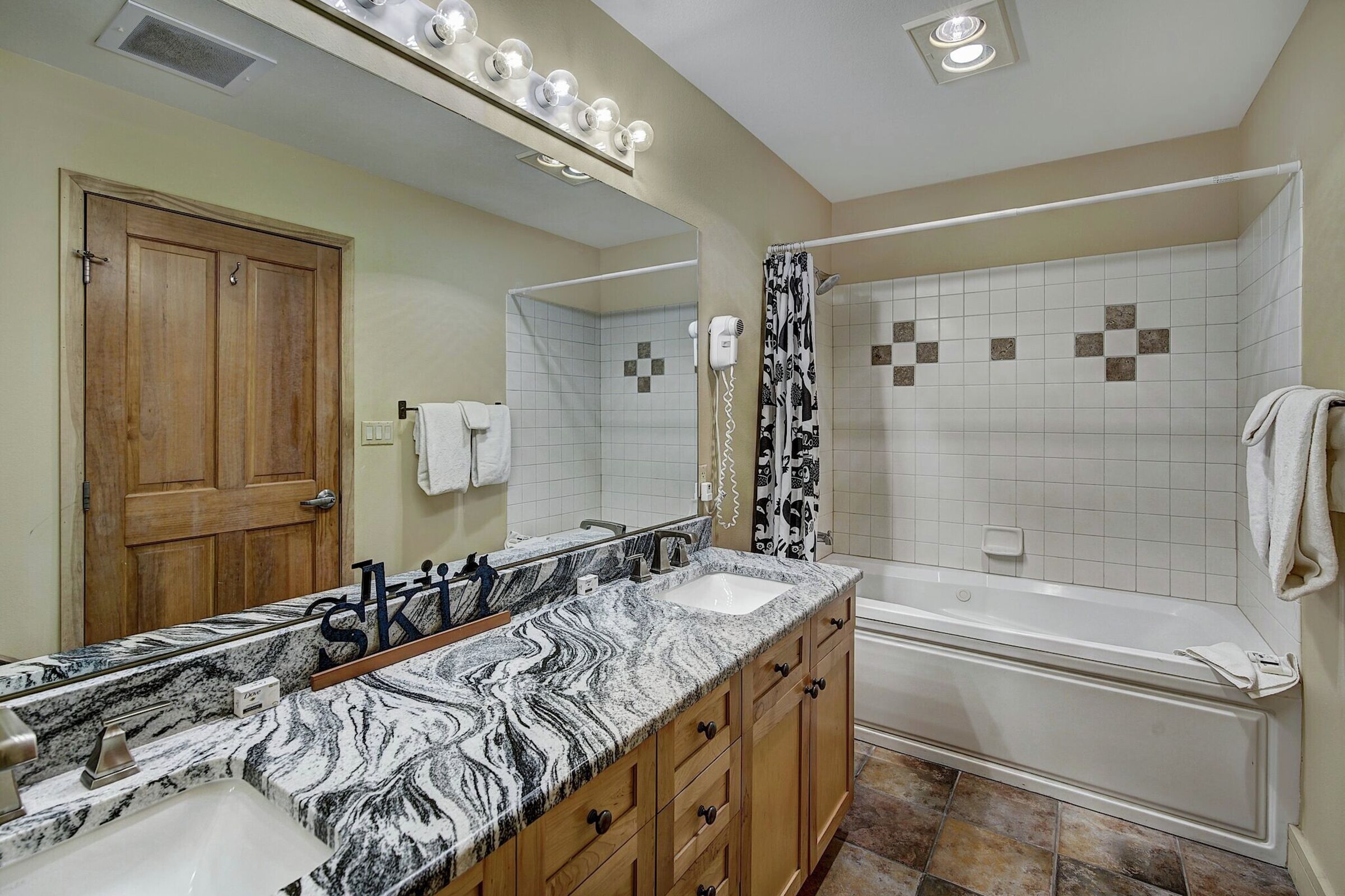 Master Ensuite Bathroom