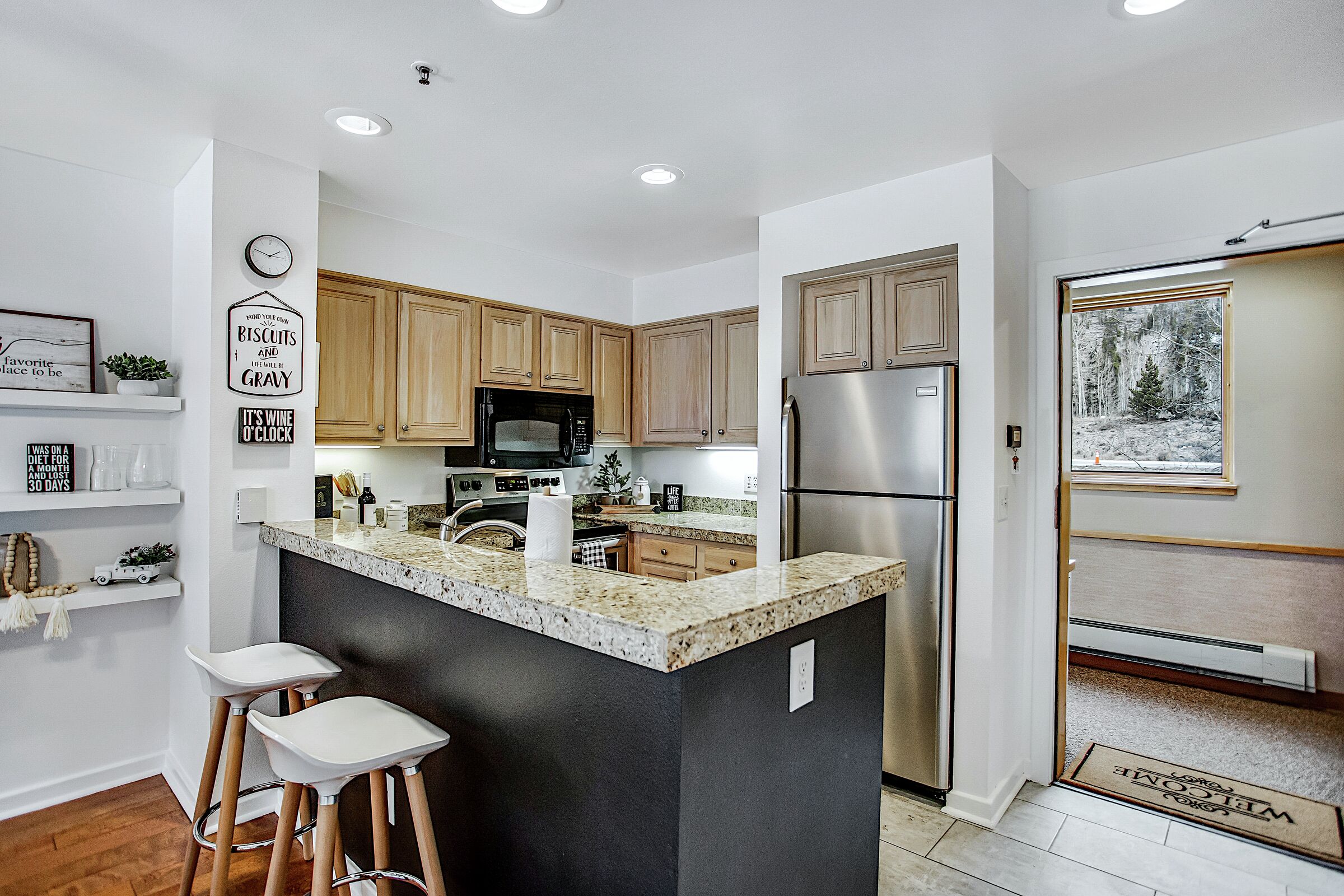 #1529 - Kitchen