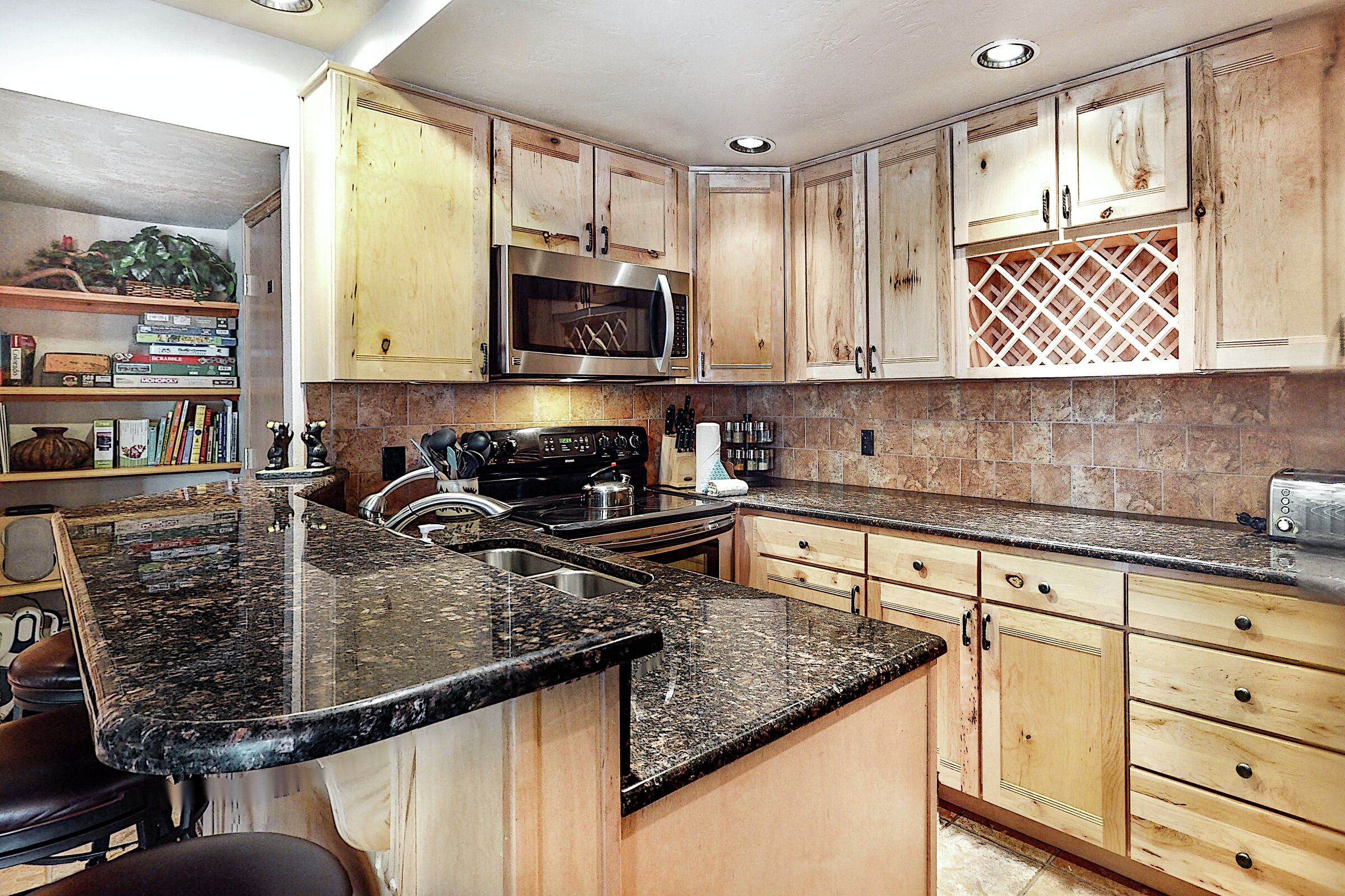 #1003 - Kitchen