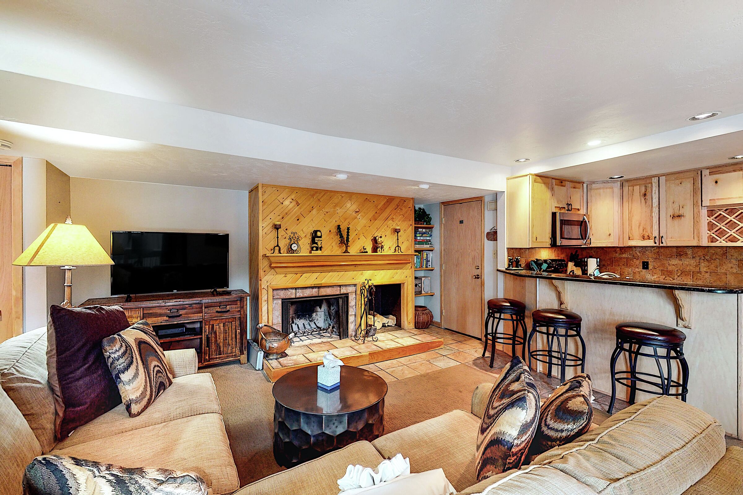 #1003 - Living Room