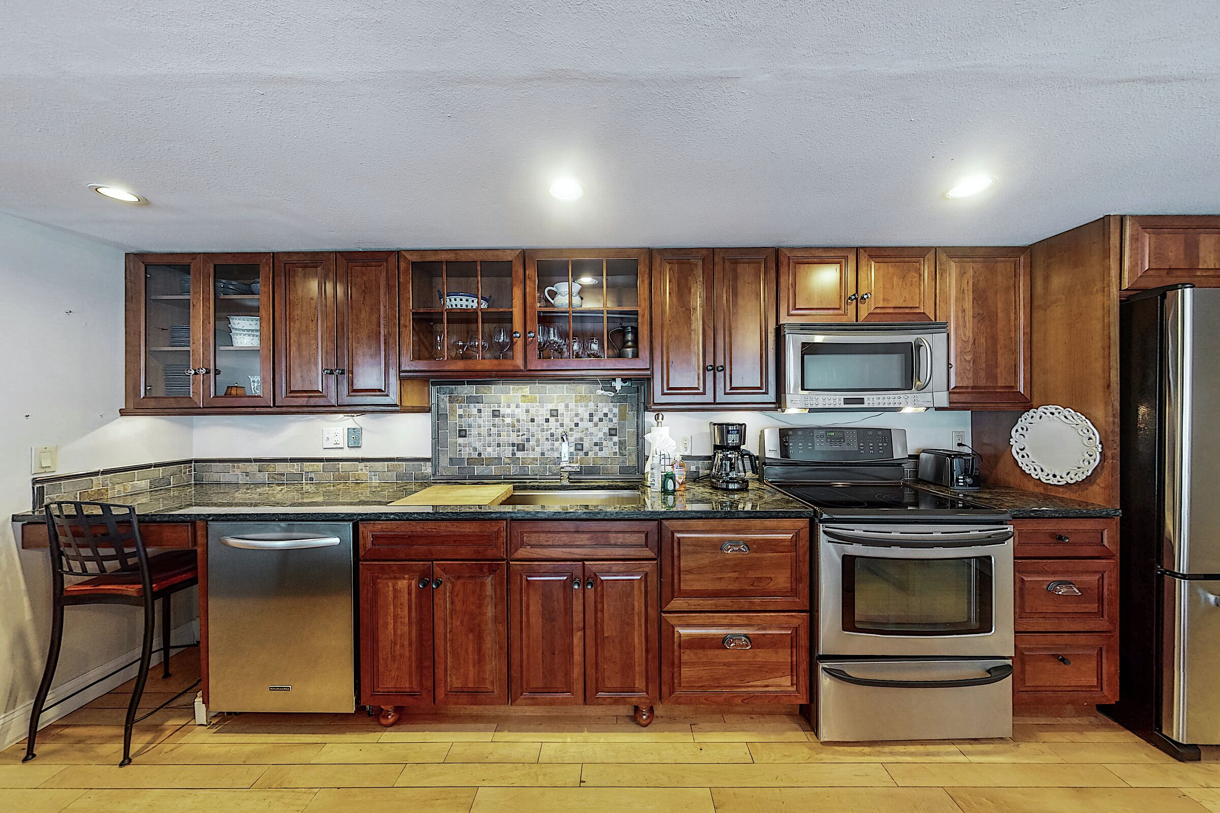 #1096 - Kitchen