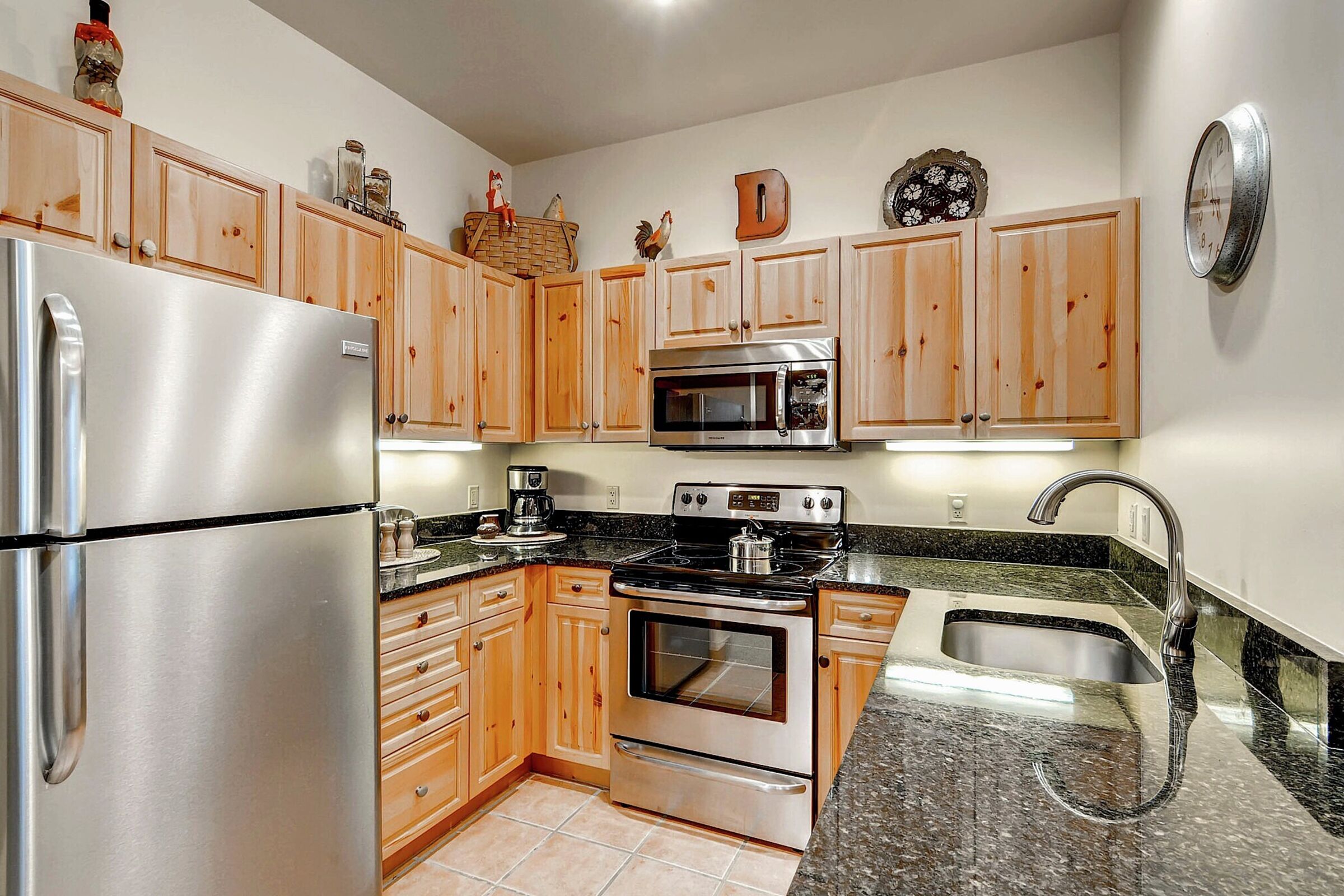Studio Kitchen