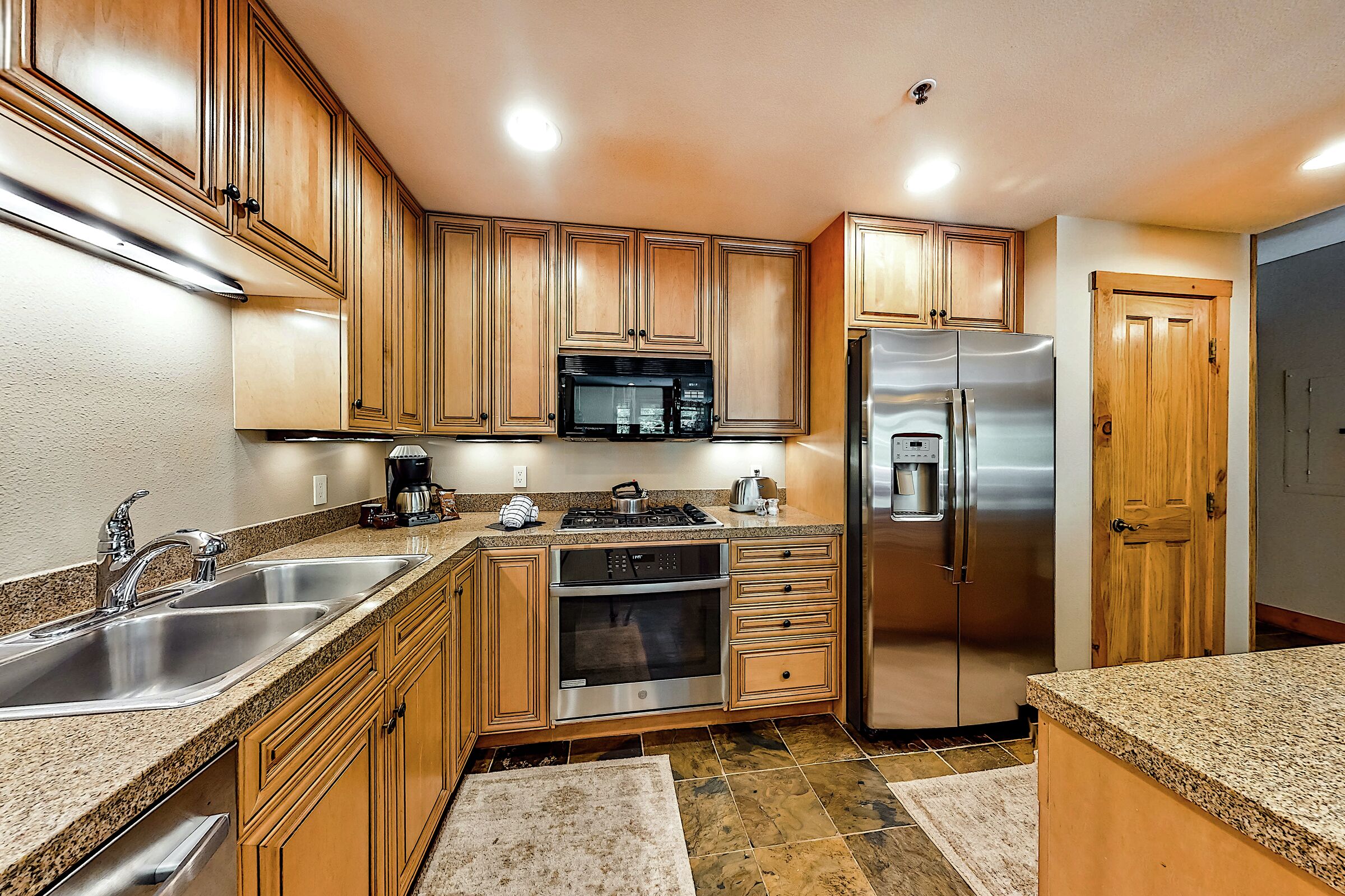 #3064 - Ski View - Kitchen