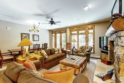 #3064 - Ski View - Living Room