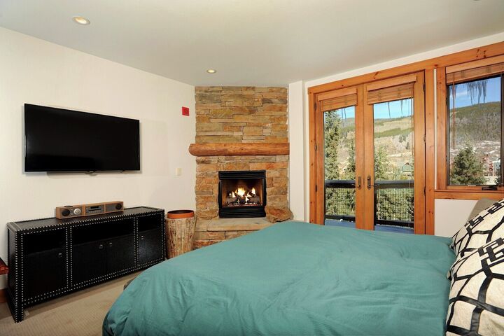 4 Bdrm - Master Bedroom