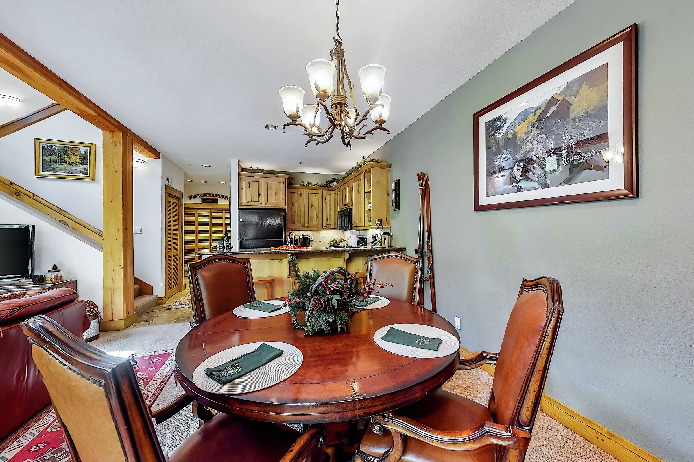 Dining Room & Kitchen
