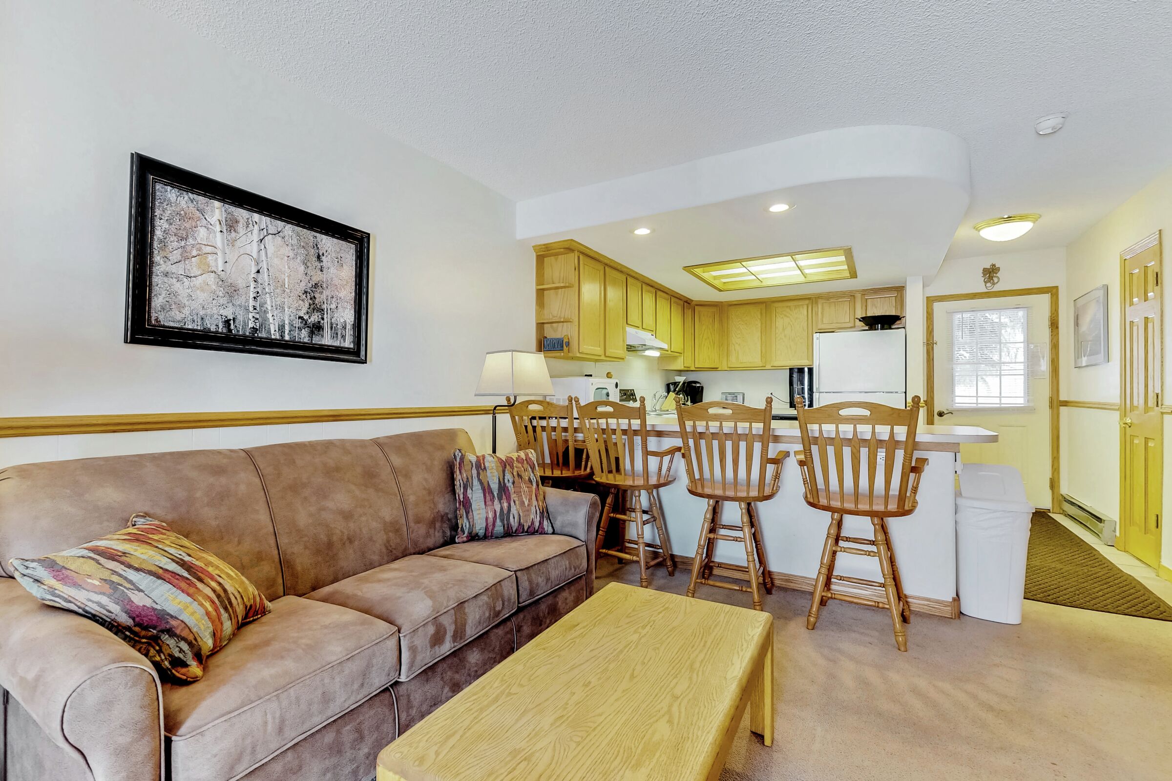 Living Room & Kitchen