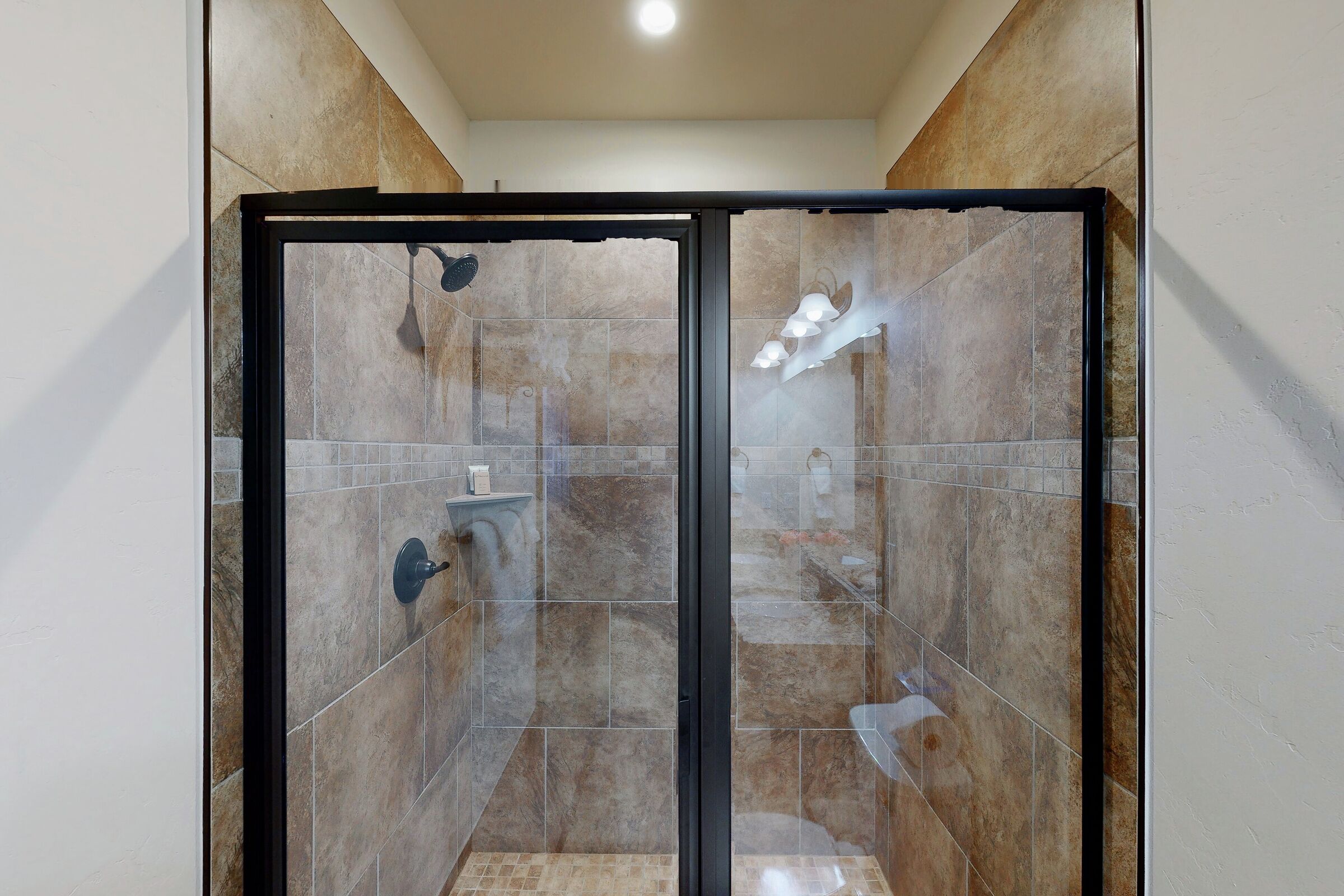 #746 - Ensuite Bathroom