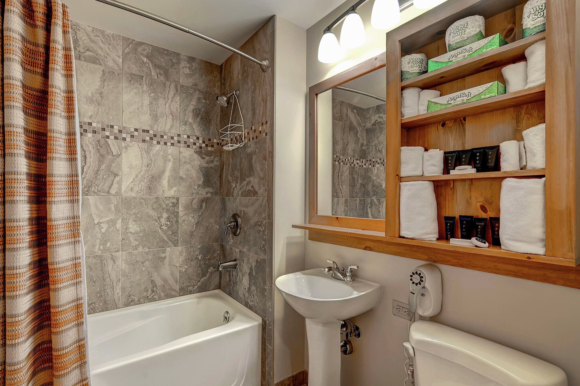 Studio Bathroom