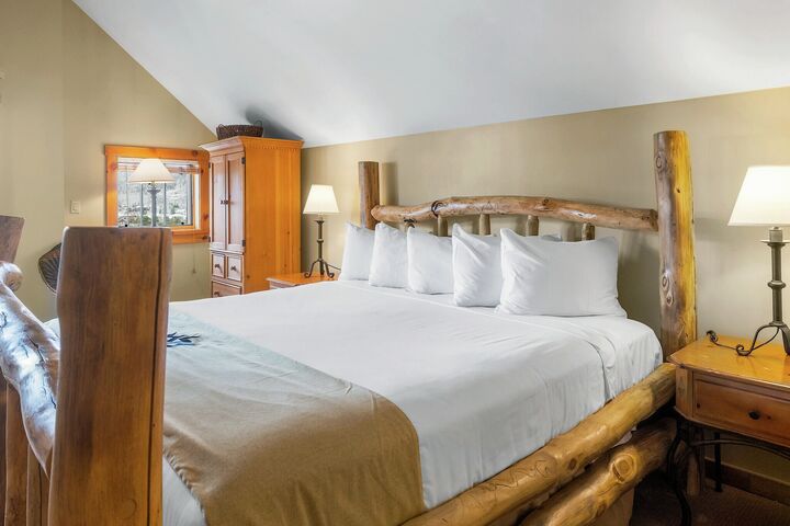 2 Bdrm + Murphy - Bedroom