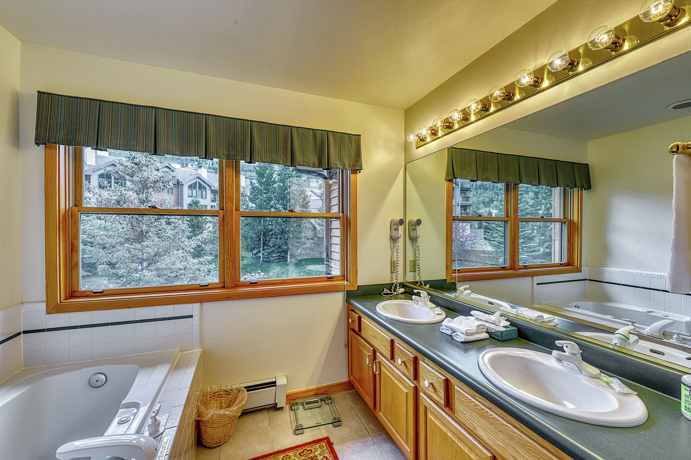 #05 - Bathroom