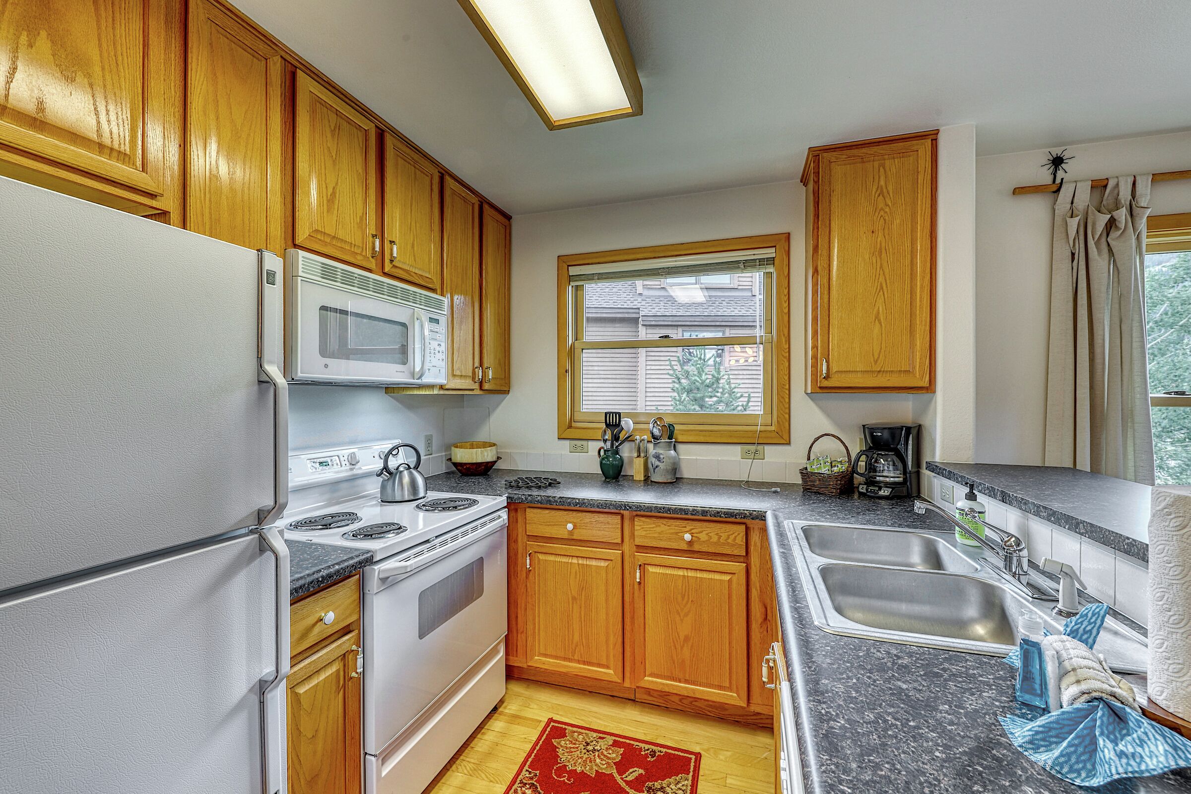 #05 - Kitchen