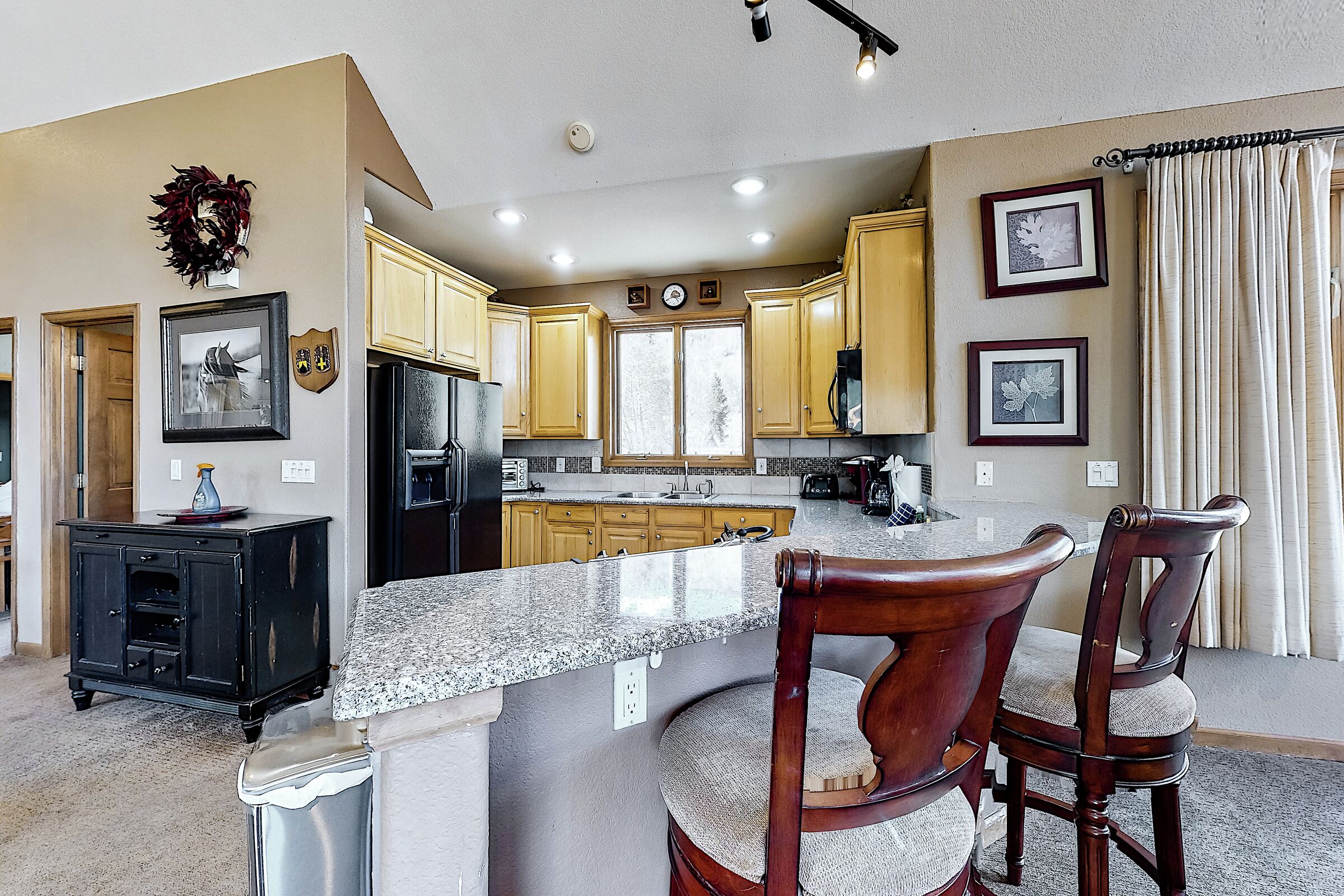 5 Bdrm HT - Kitchen
