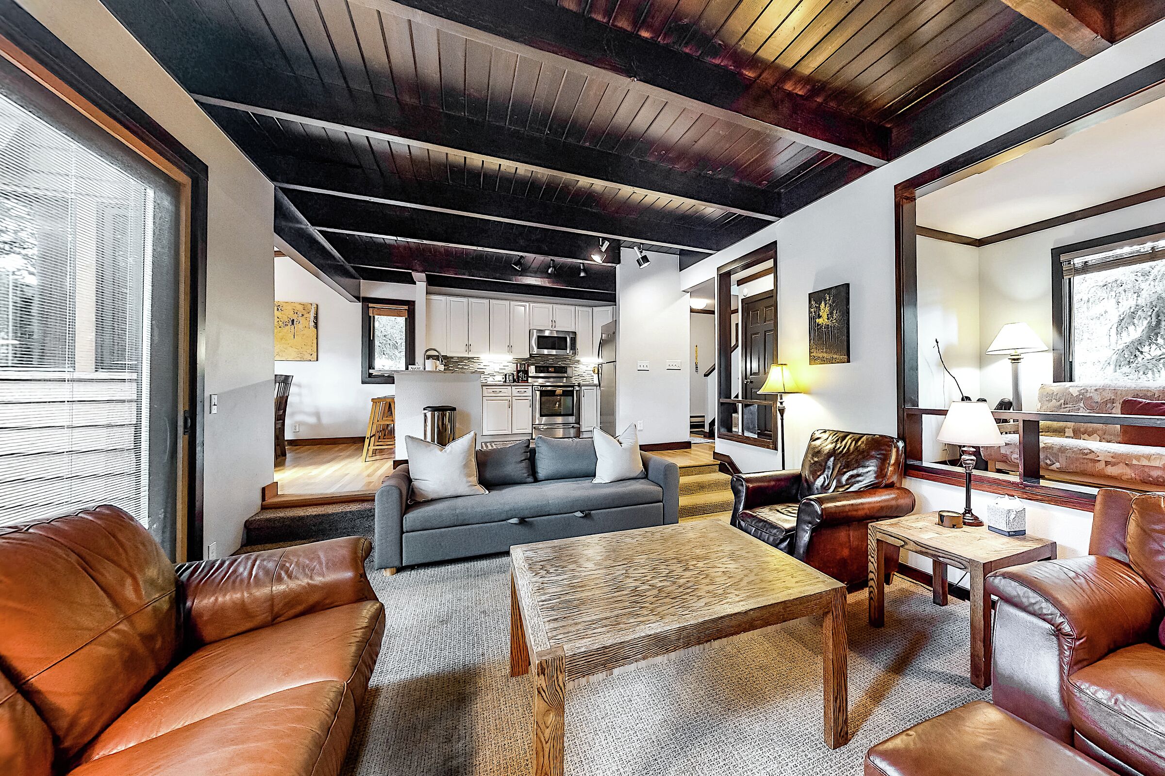 #1323 - Living Room